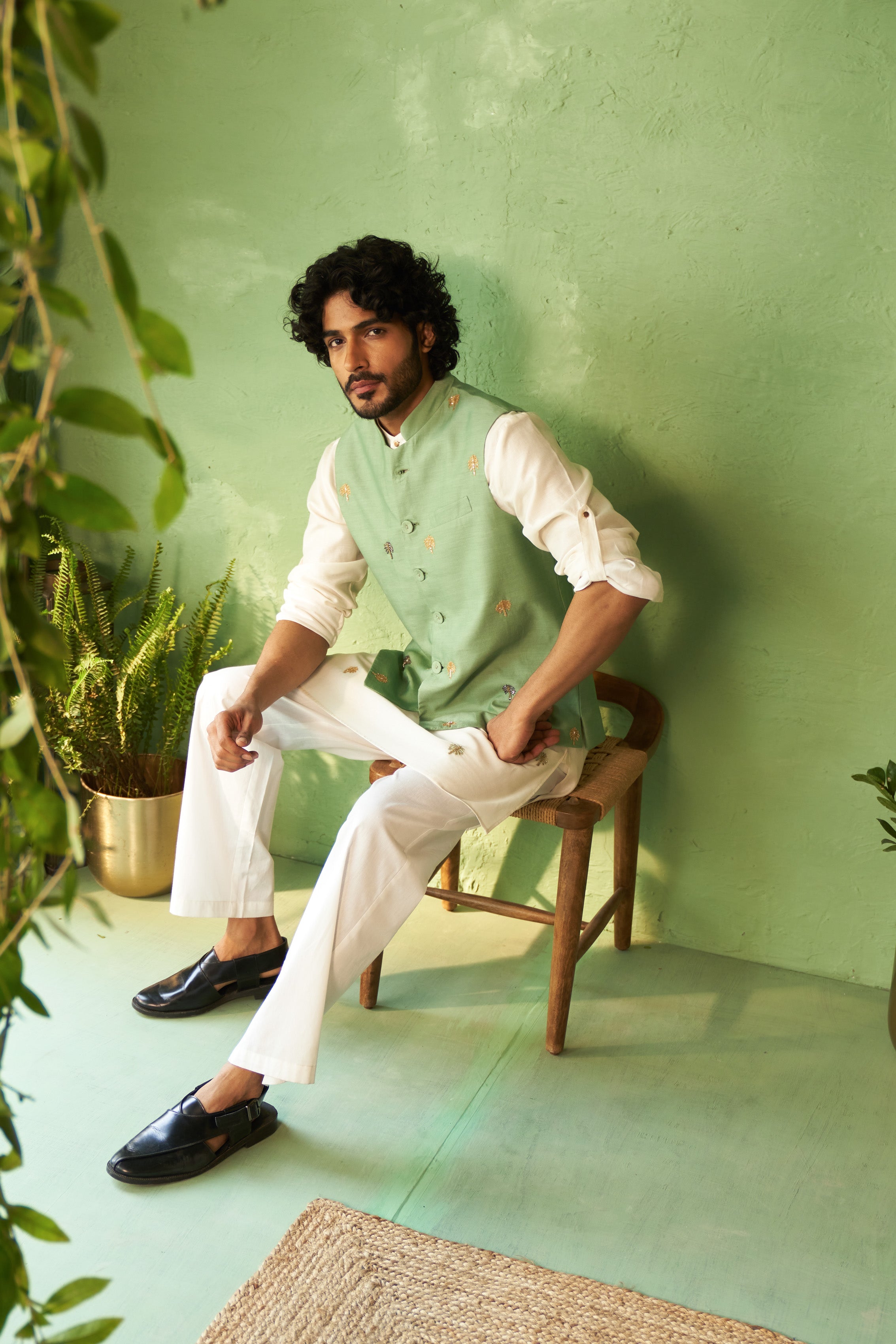 Embroidered Palm Tree Kurta Set with Nehru Jacket
