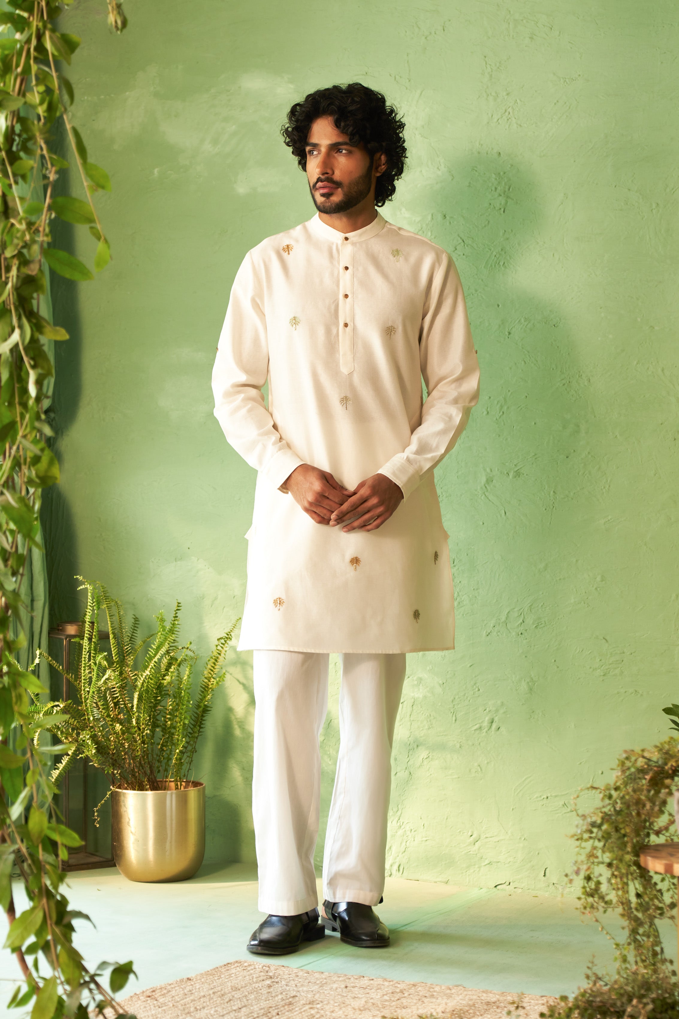 Embroidered Off-White Palm Tree Motif Kurta Set