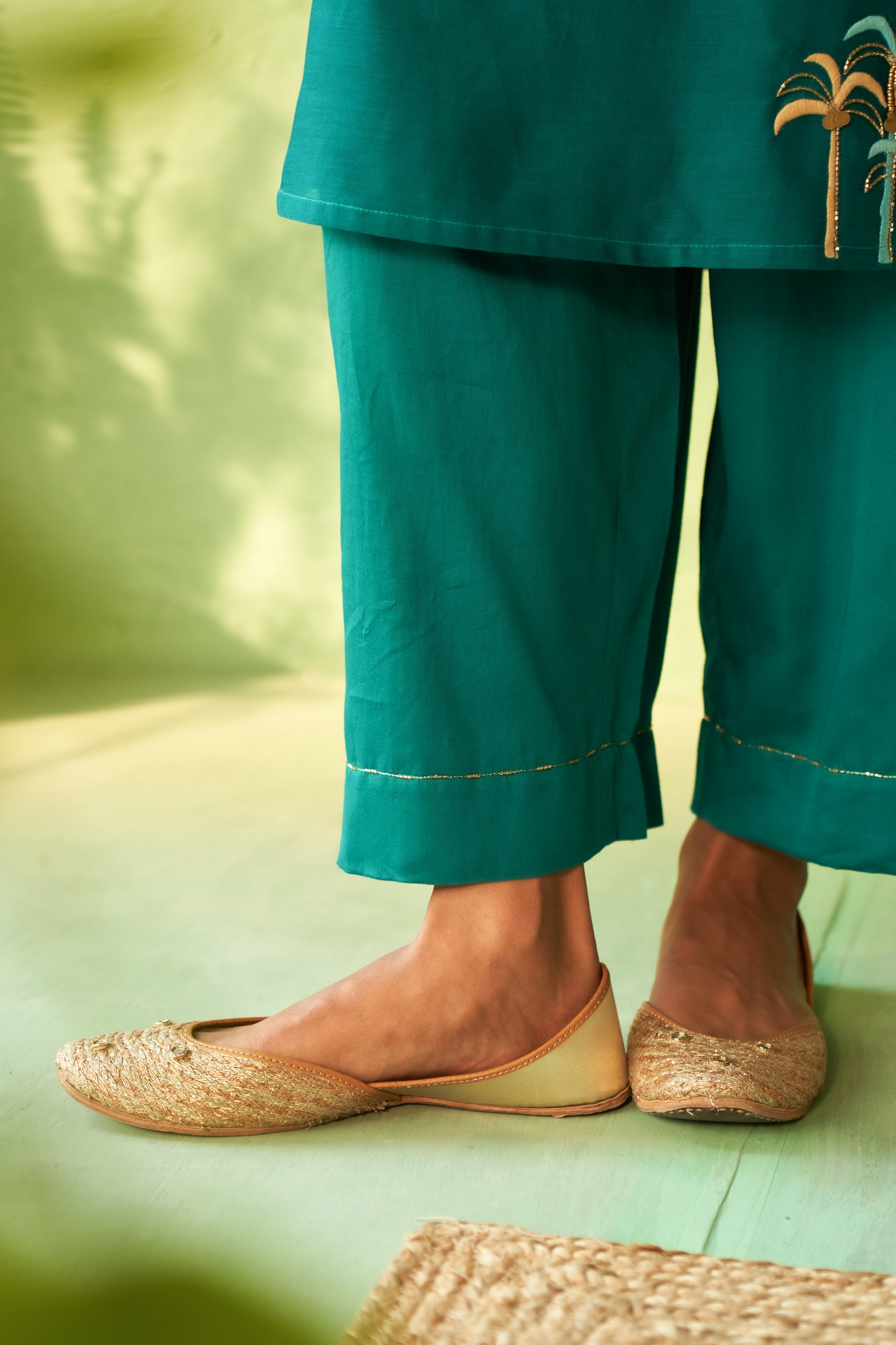 Palm Tree Motif Kurta Set with Organza Dupatta