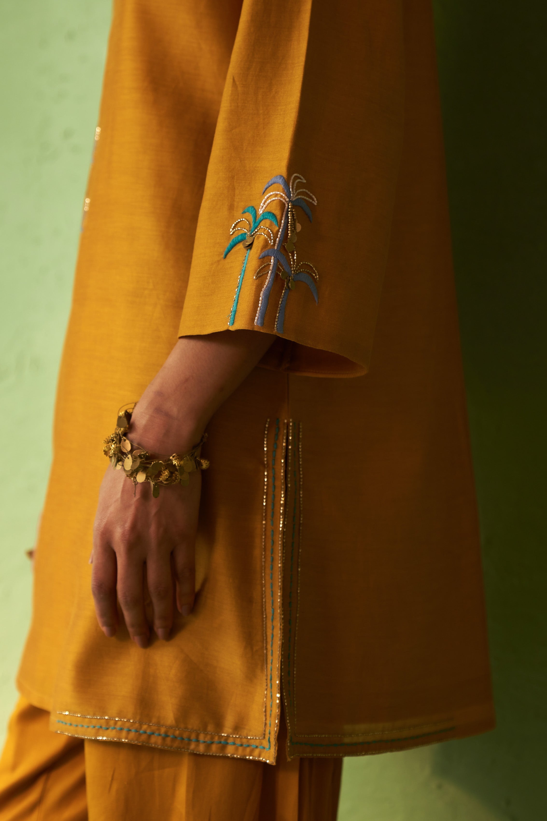 Embroidered Palm Tree Kurta Set with Organza Dupatta