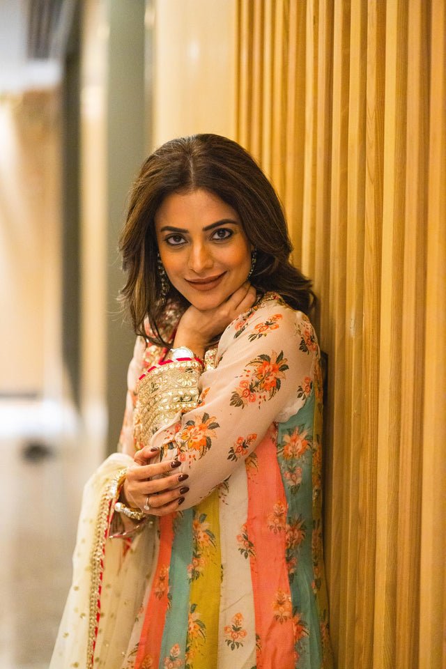 Nisha Aggarwal in Gopi Vaid Printed Anarkali Set Closeup 5