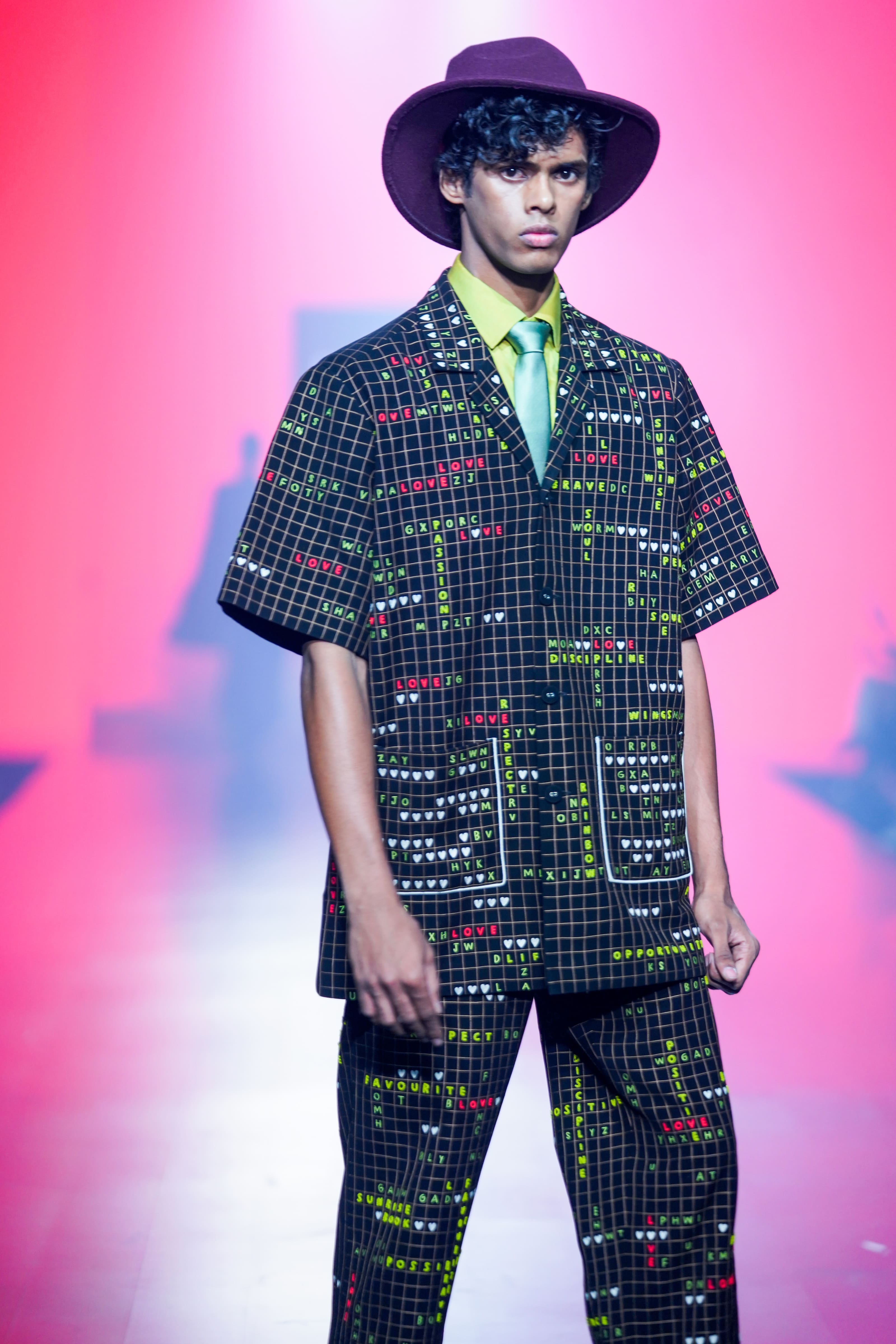 Pants Of "(Crossword Half Sleeve Jacket)"