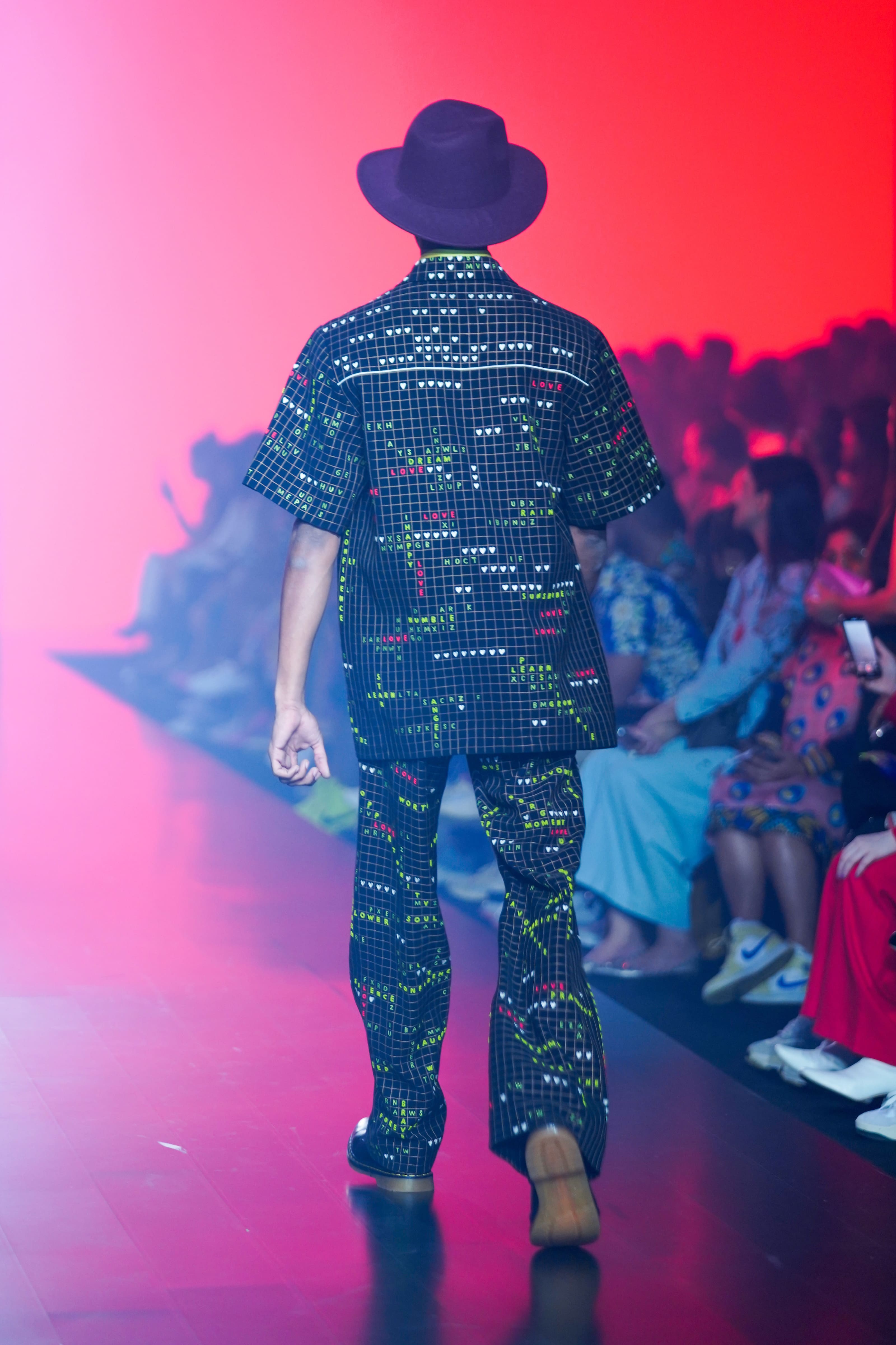 Pants Of "(Crossword Half Sleeve Jacket)"