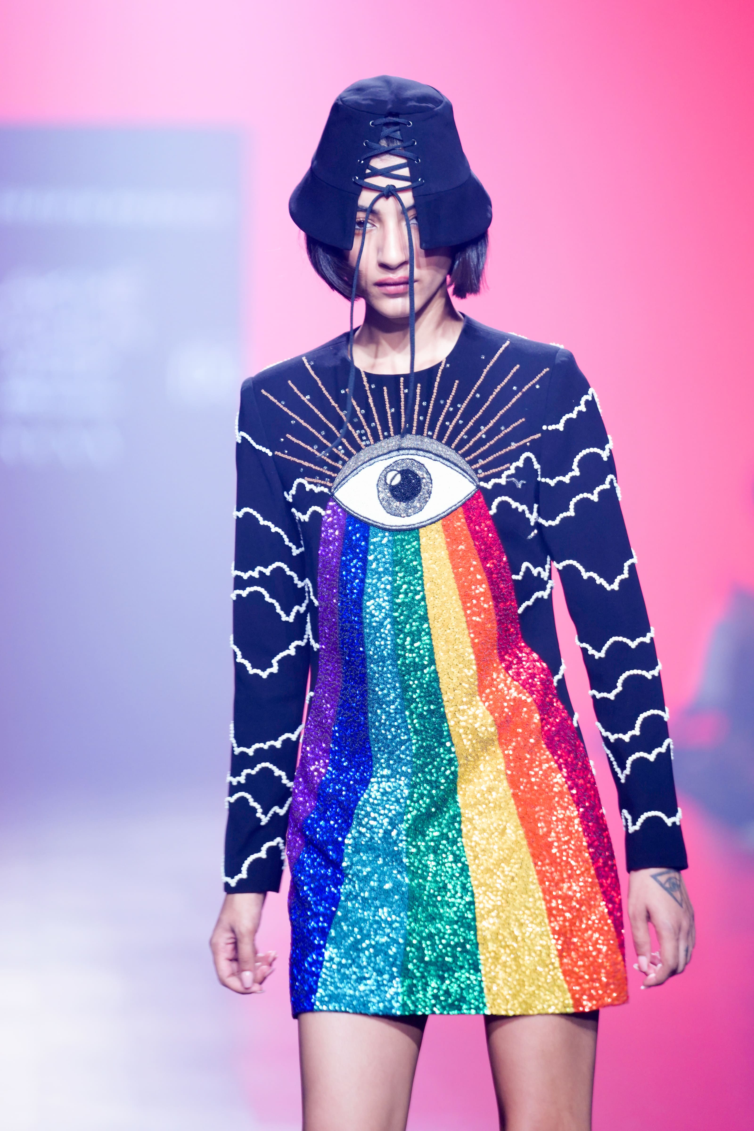 Hat Of "(Clouds And Eye Rainbow Mini Dress)"