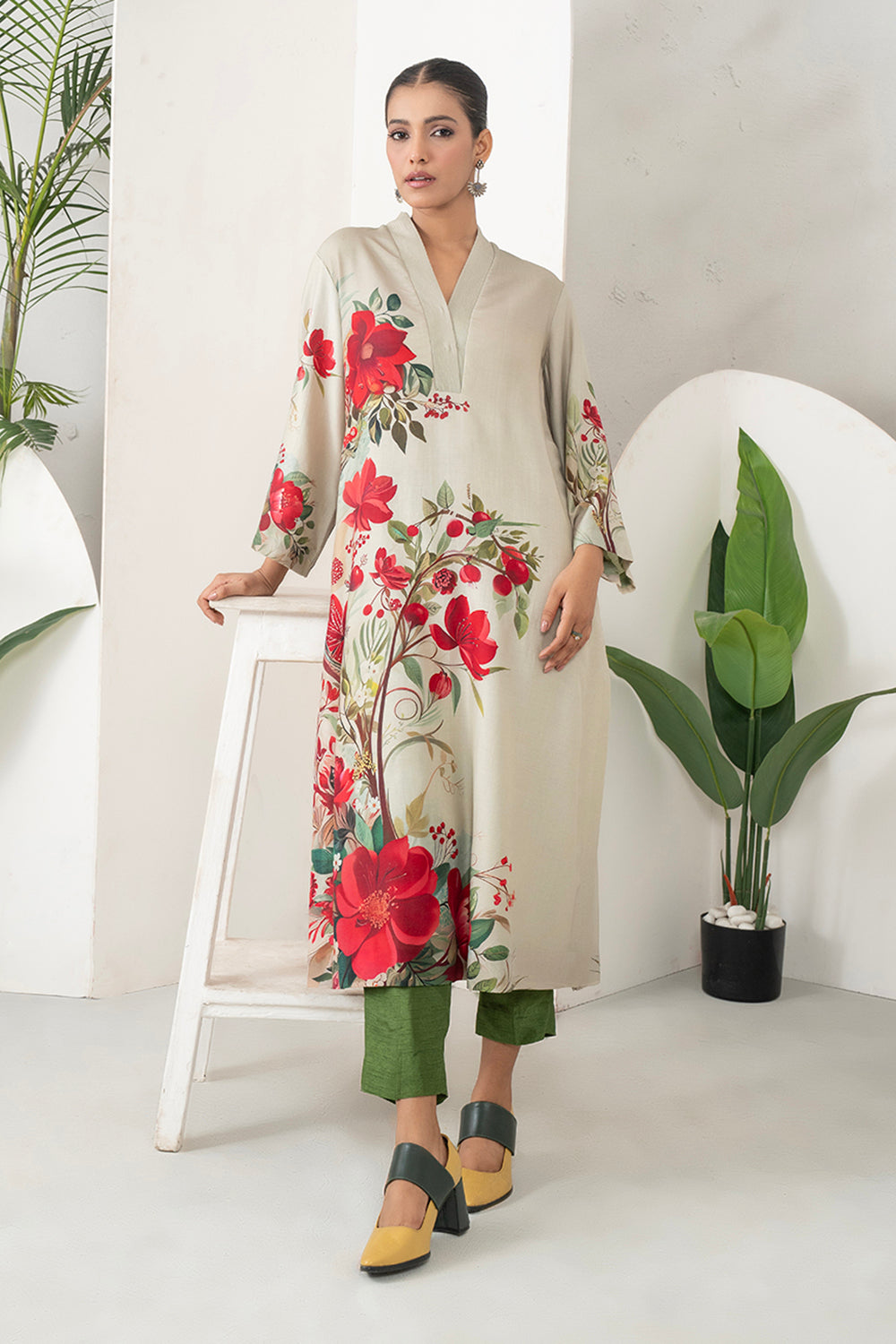 Beige Silk Chanderi Elegant Floral Printed Tunic Set