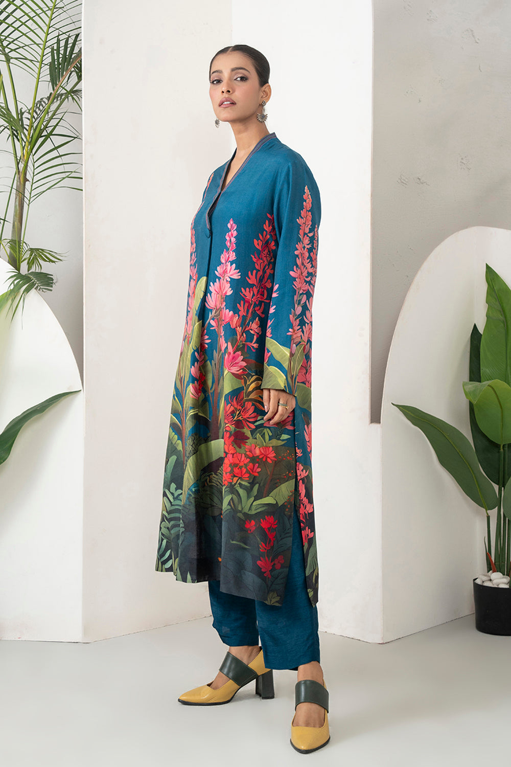 Indigo Silk Chanderi Front-Pleated Tropical Floral Illustration Printed Dress Set