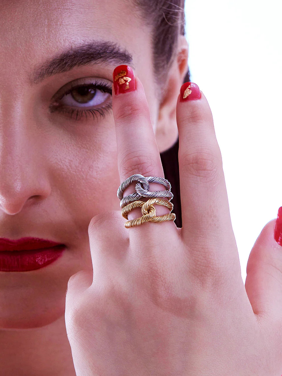 Silver Threaded Interlocked Ring