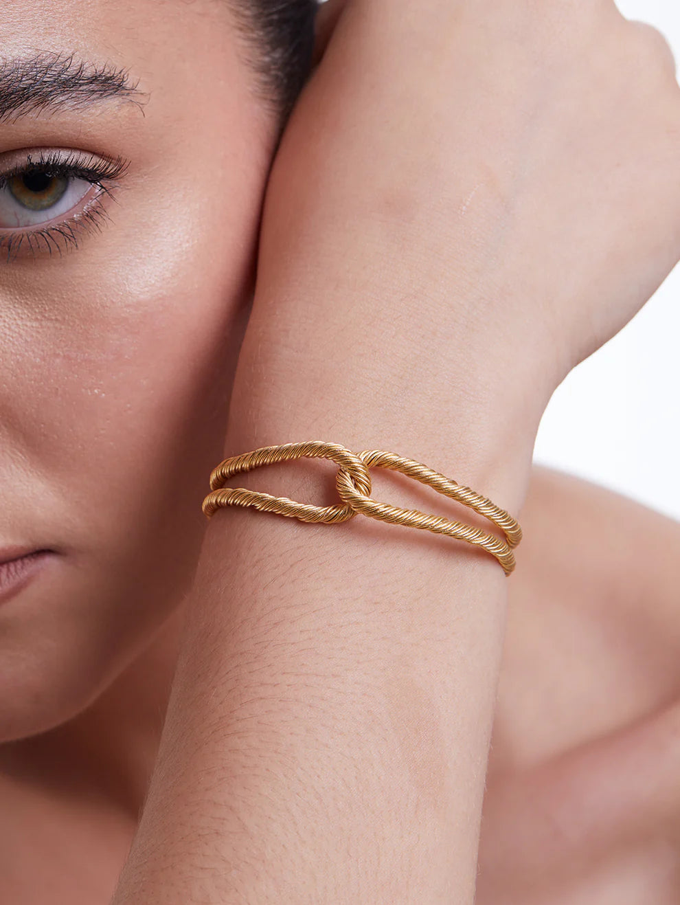 Golden Threaded Interlocked Bracelet