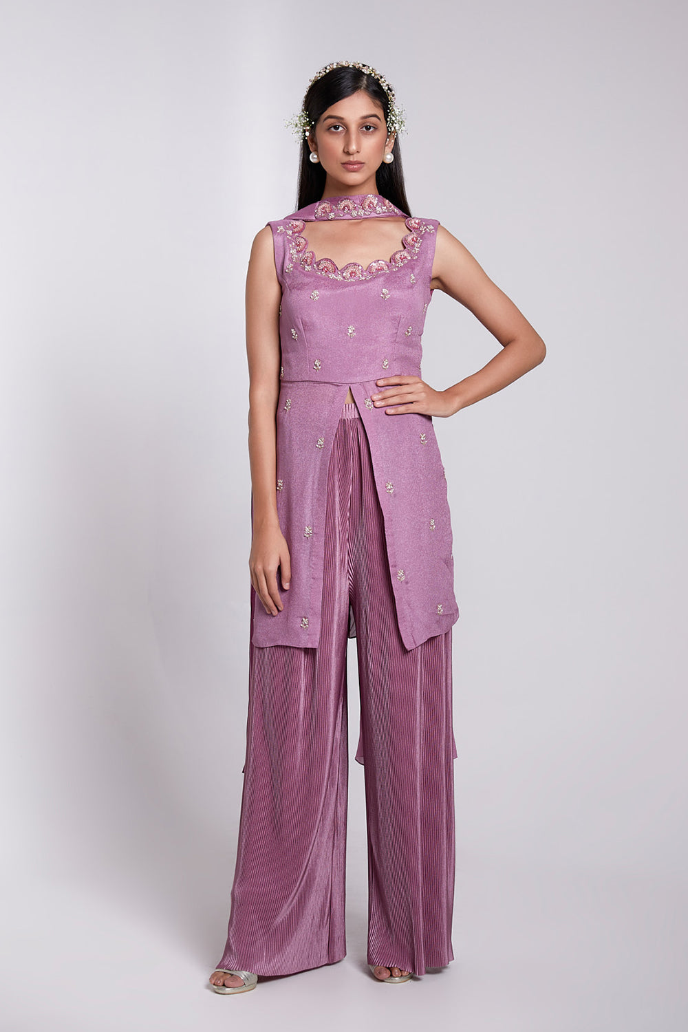 Short Peplum Kurta Set with A Choker Dupatta