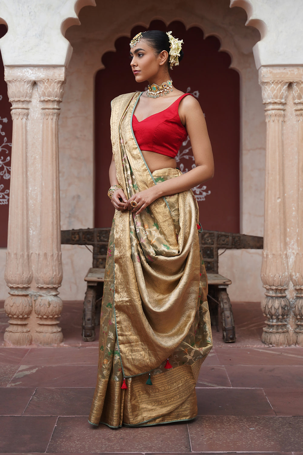 Maaya Banarasi Saree - Gold