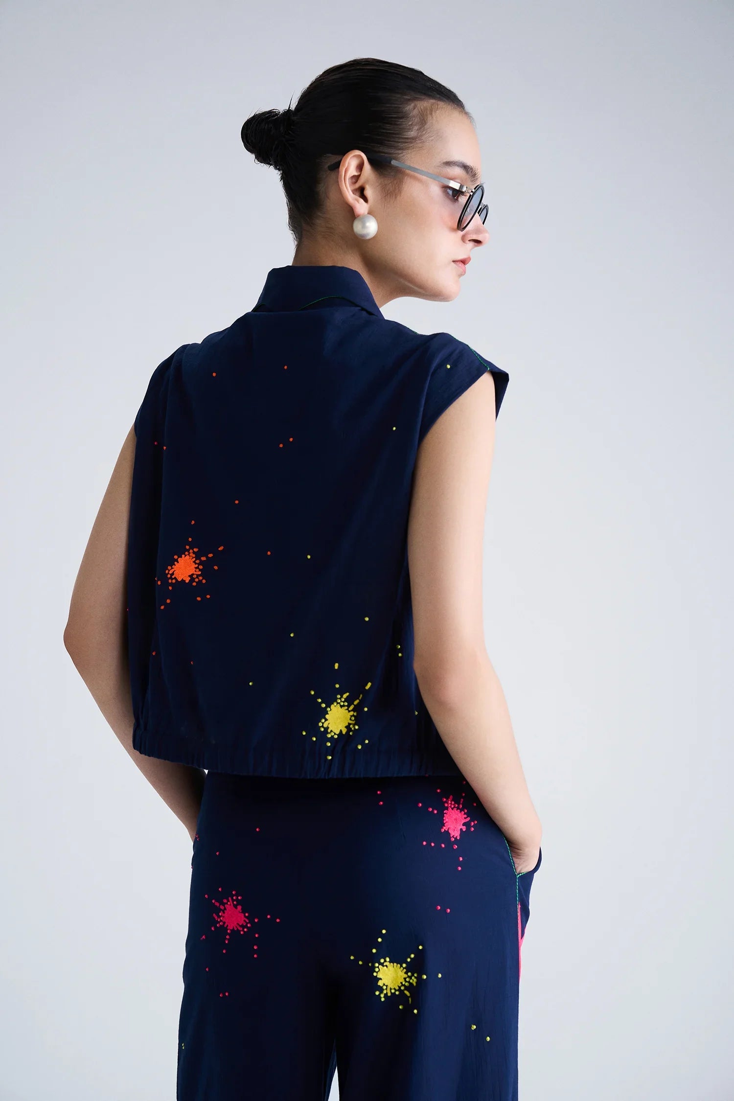 KIDOODLE SLEEVELESS BOX SHIRT