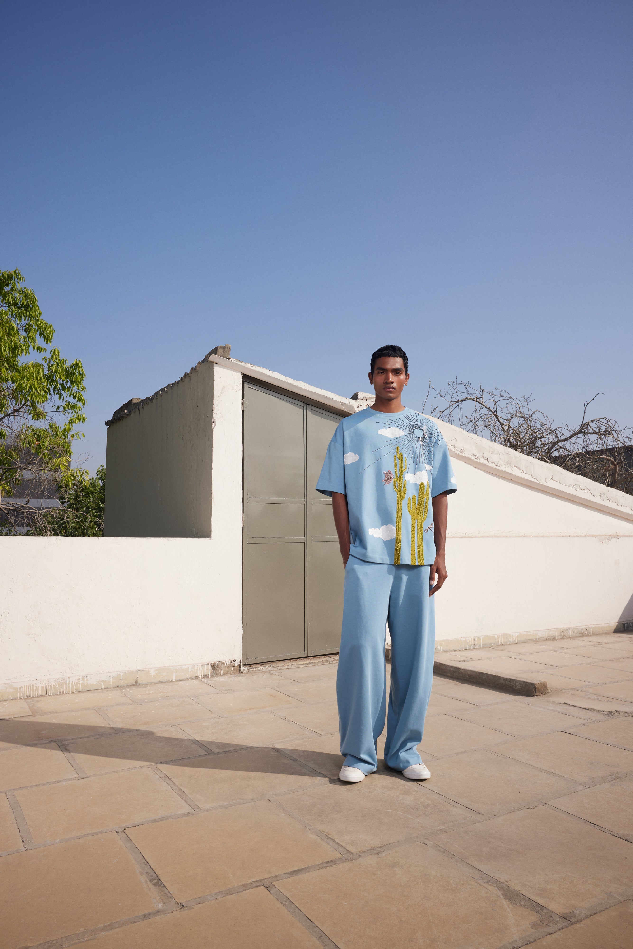 CACTUS BOXY T-SHIRT WITH BAGGY PANTS