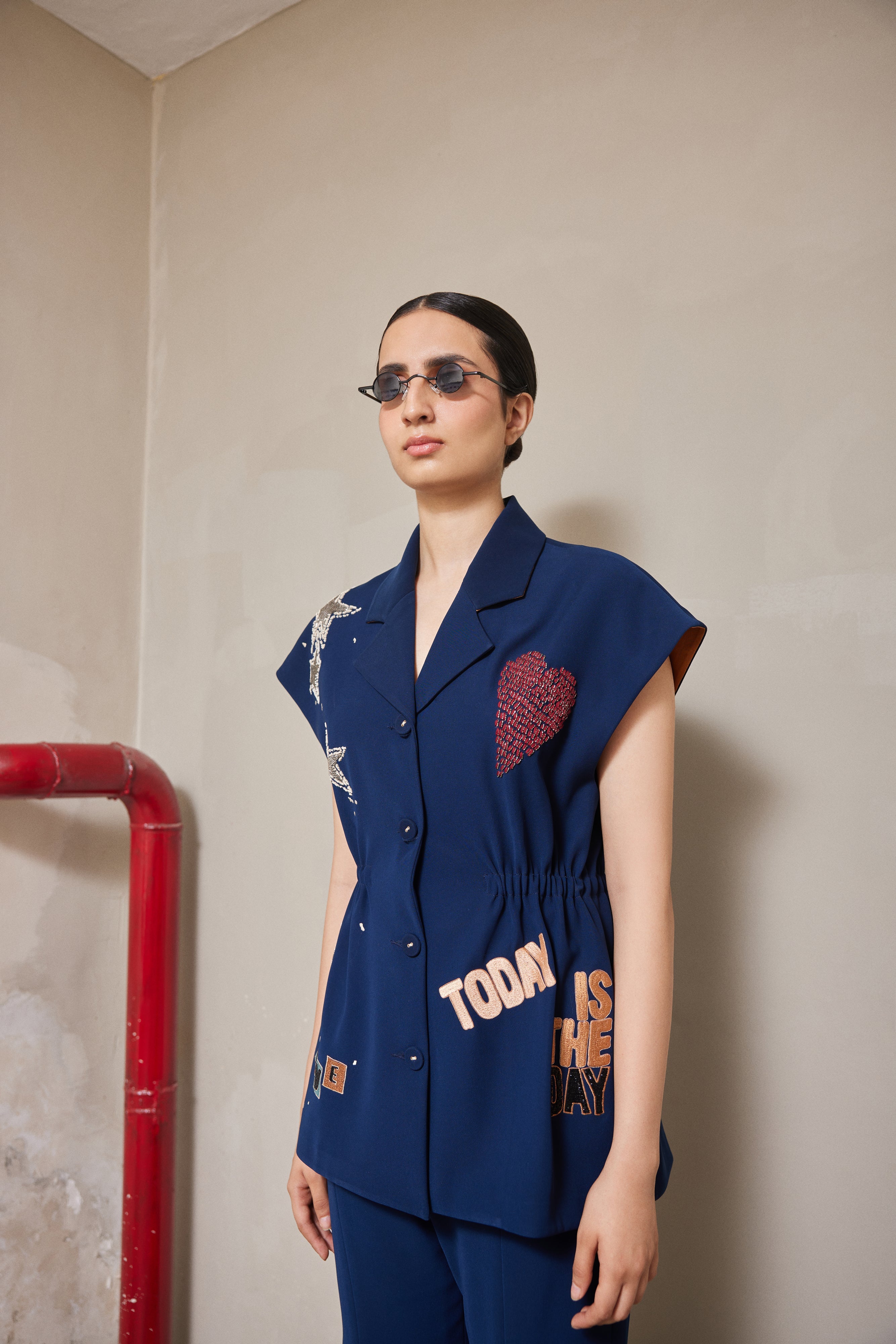 PANTS OF ( HEART AND STAR ROBE JACKET )