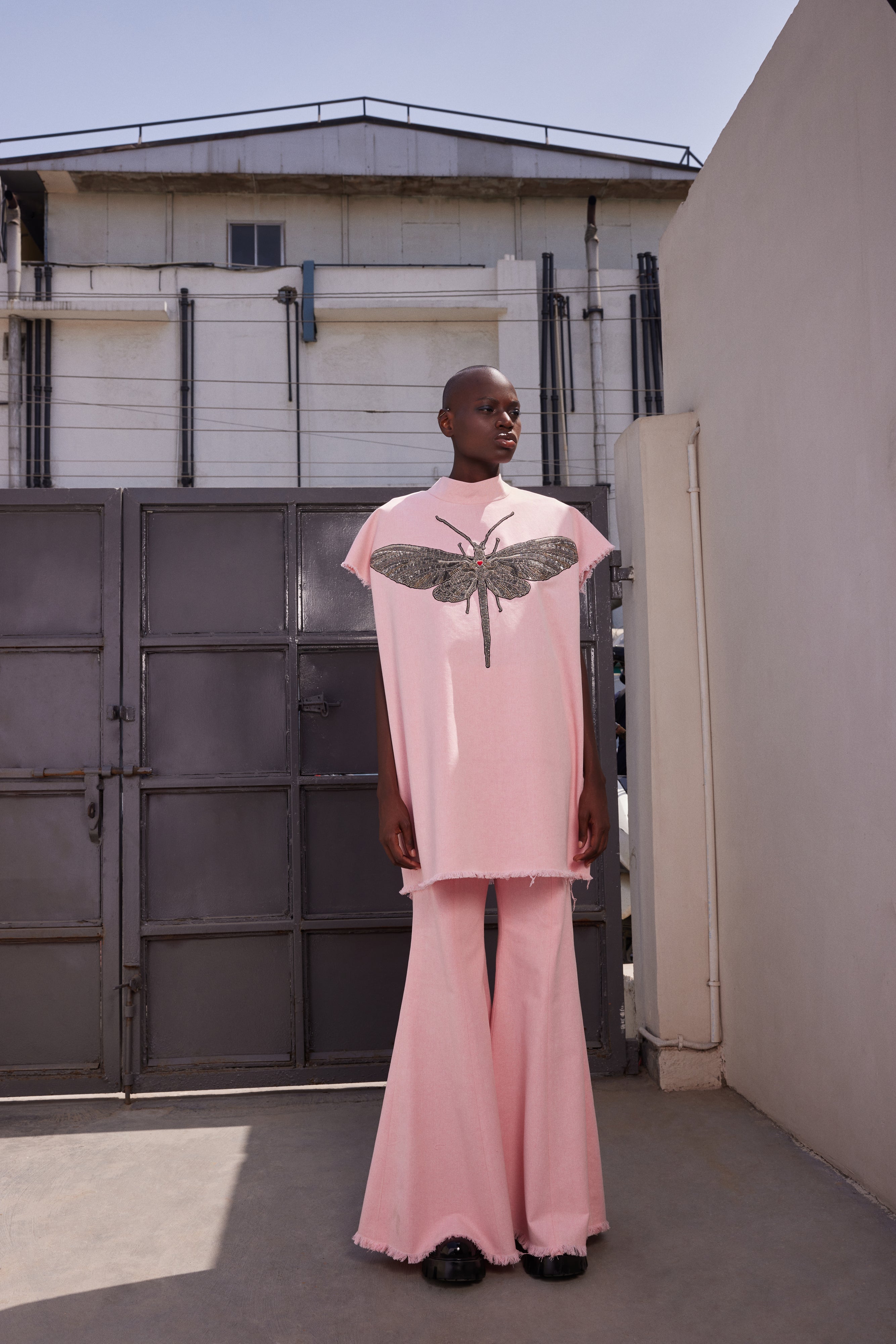 BELL BOTTOM PANTS OF ( INSECT OVERSIZED T-SHIRT )