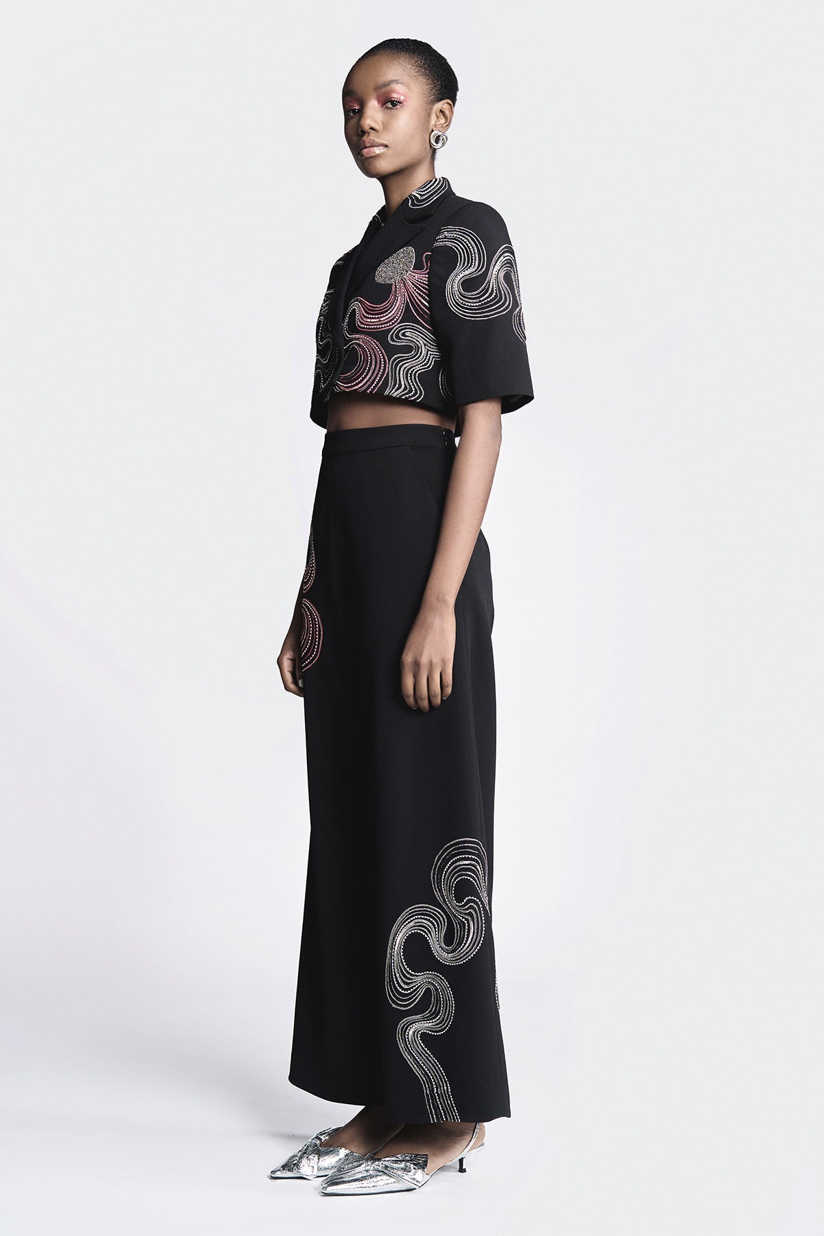 Waves and Circles Cropped Blazer