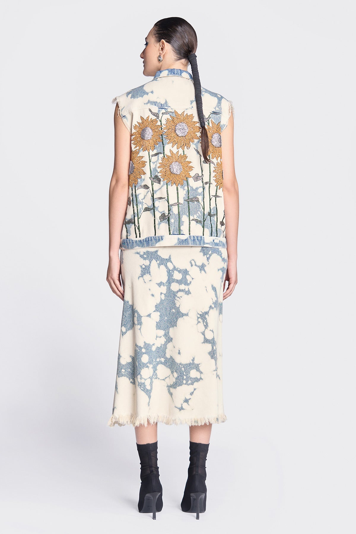 Pencil Skirt of (Sunflower Vest)