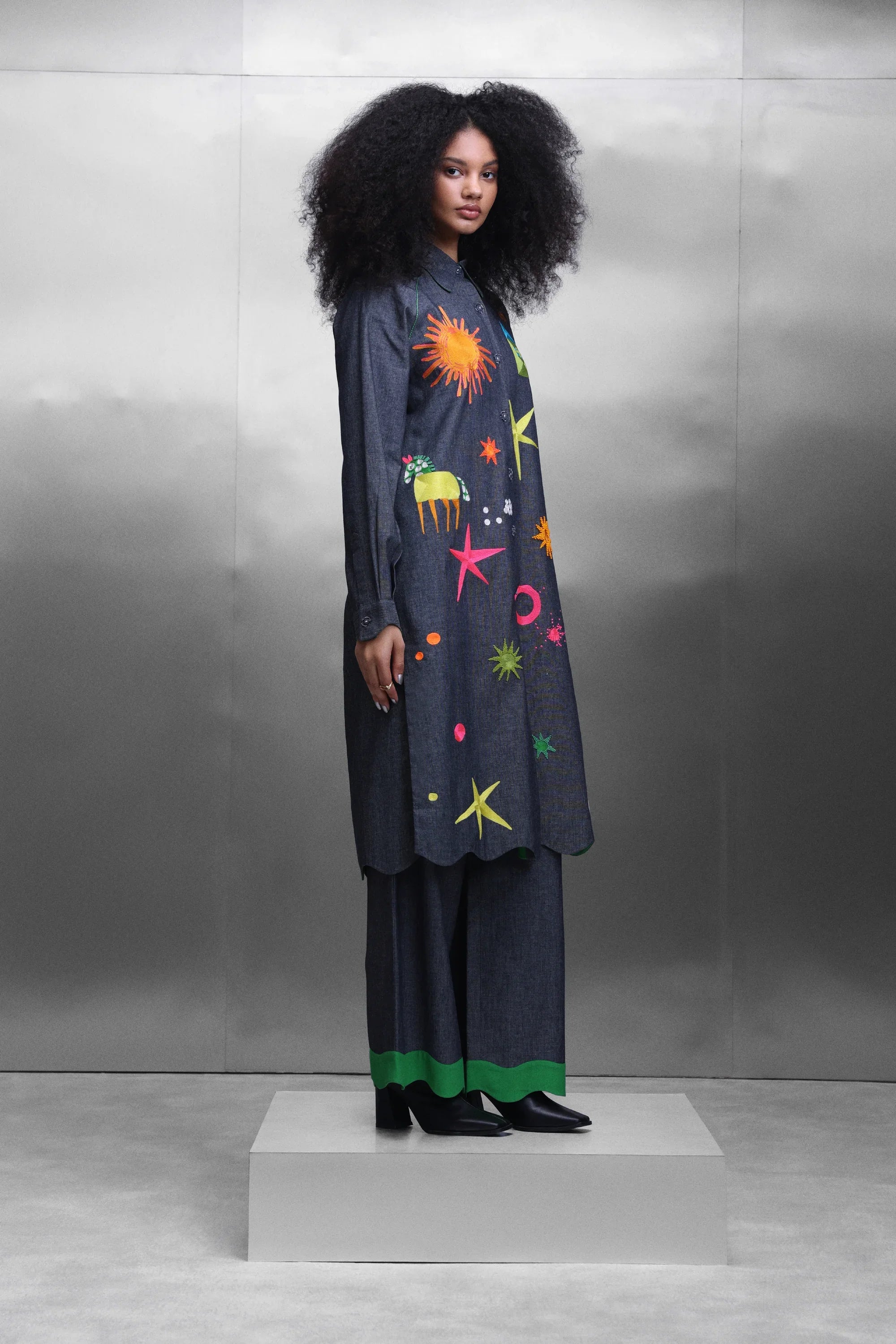 FLARED PANTS OF ( KIDOODLE RAGLYAN SLEEVE LONG SHIRT DRESS )