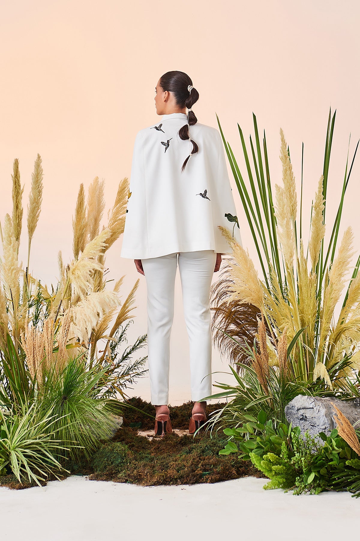 Lotus And Humming Bird Cape And Narrow Pants