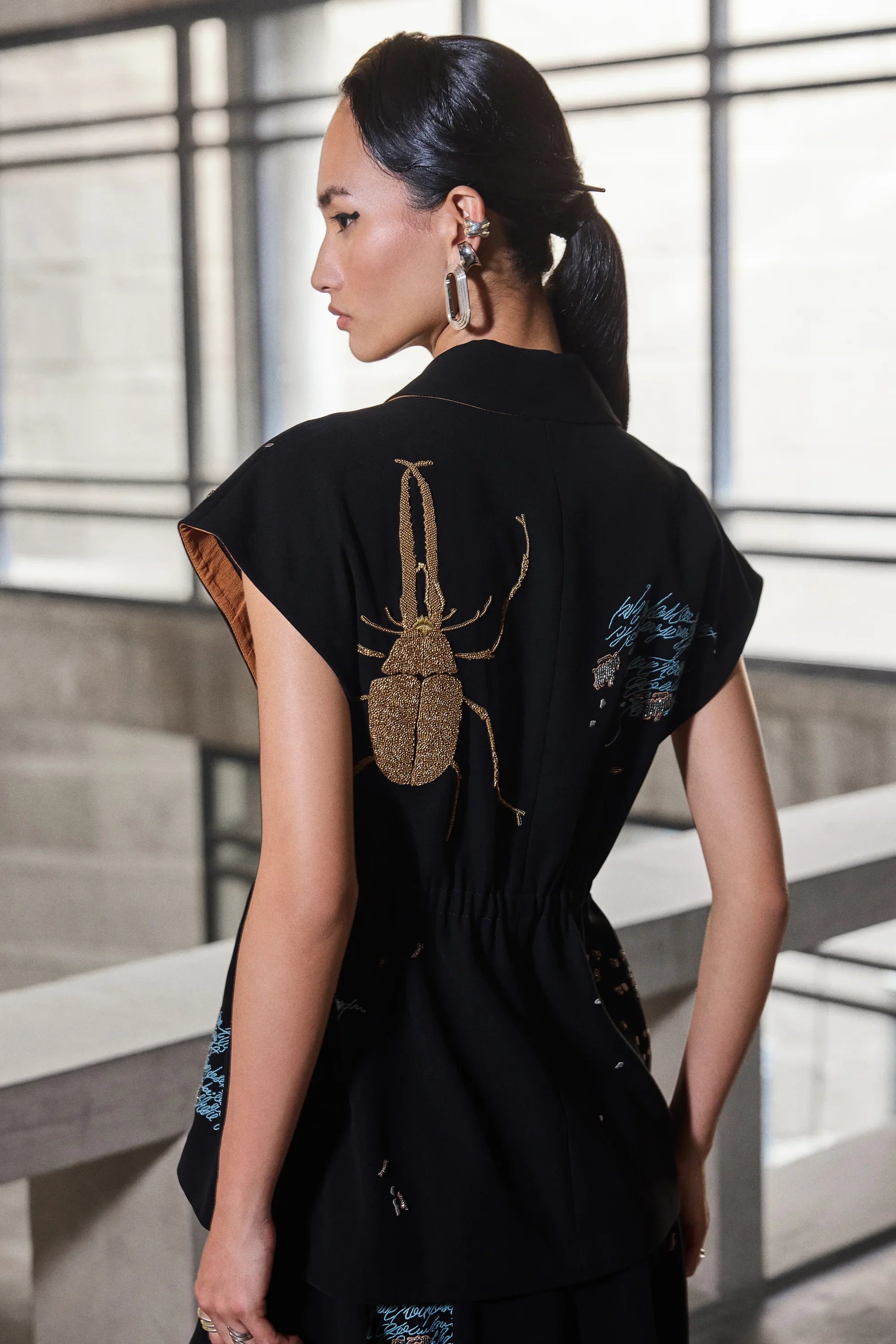 BUG THEORY ROBE JACKET