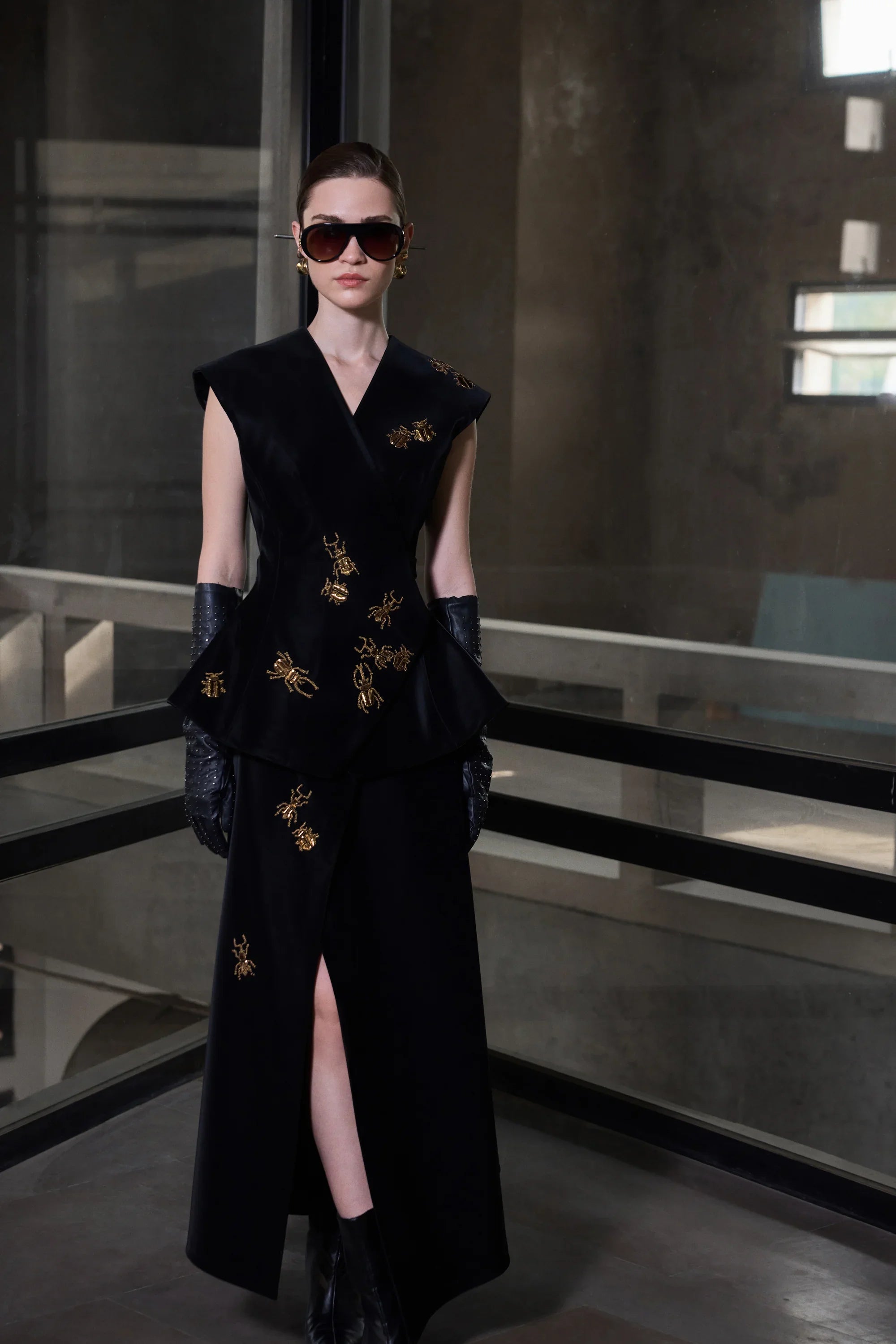 ASYMMETRIC WRAP SKIRT INSECT WRAP JACKET