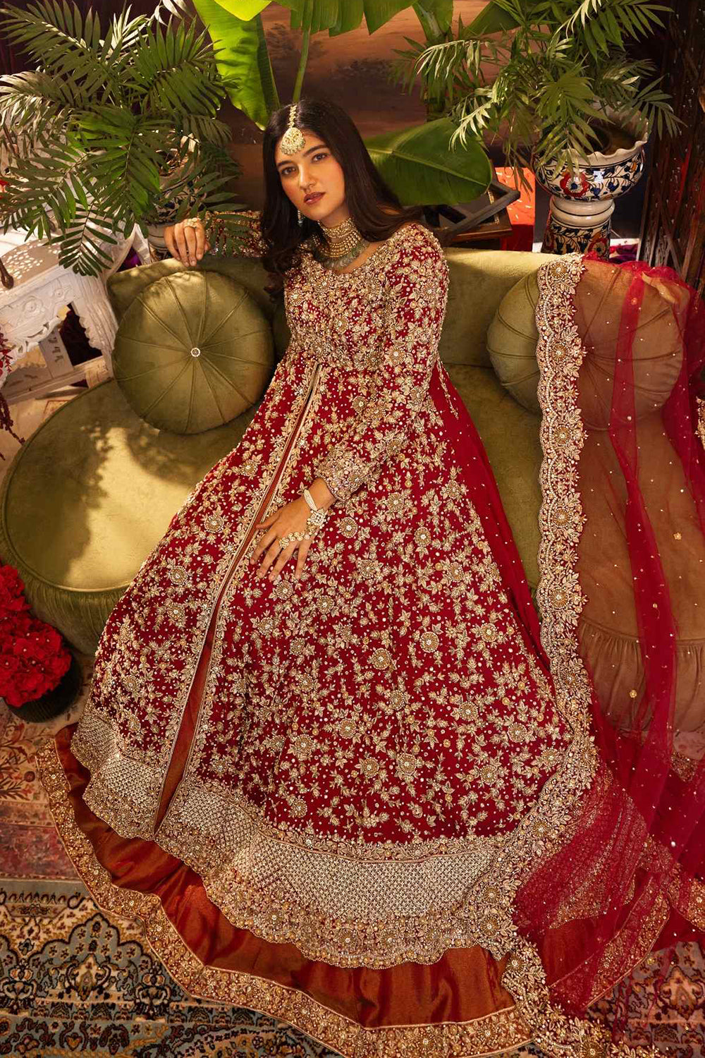 Saira Peshawas Lehenga