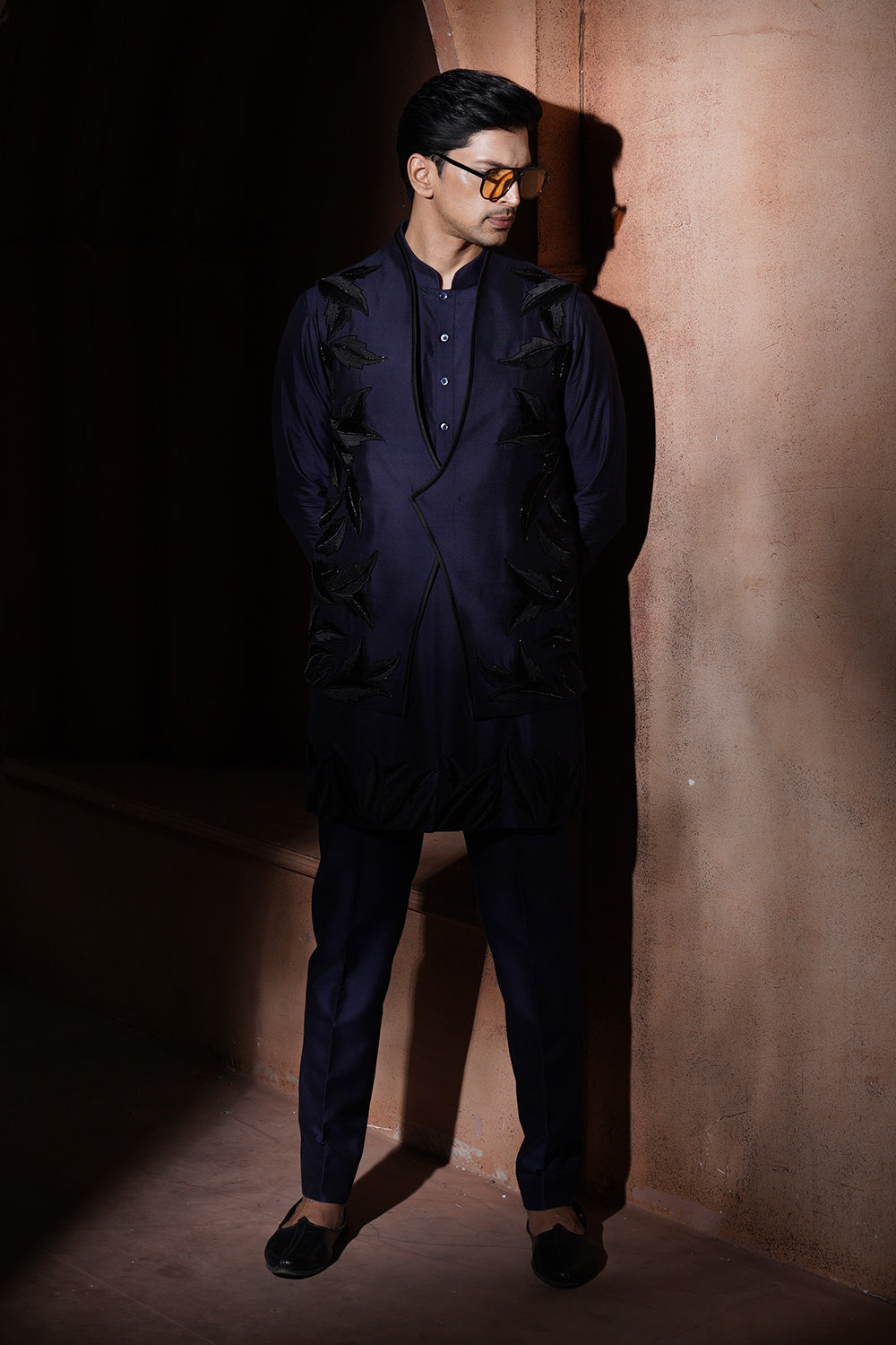Navy Blue Leaf Embroidered Nehru Jacket Set Vmku28