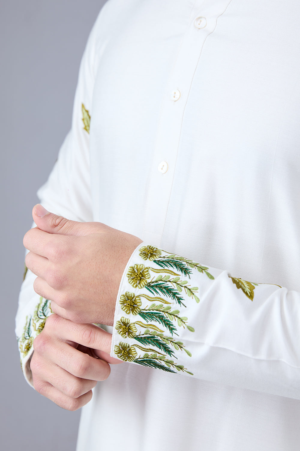 Off White And Green Embroidered Bundi Kurta Set