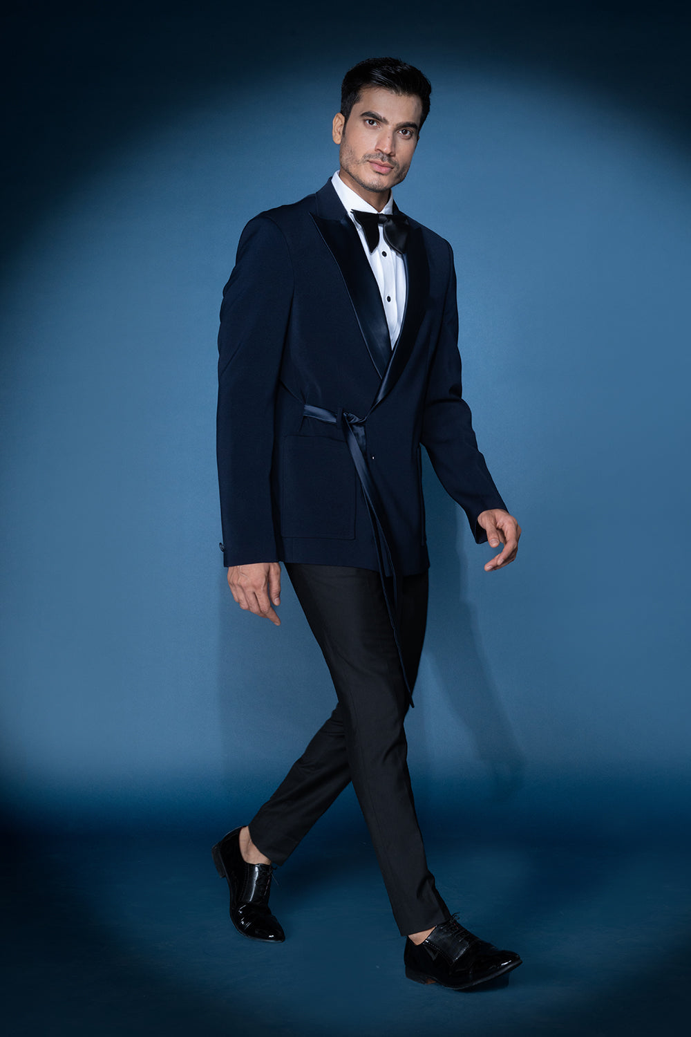 Navy Blue Tie-Up Tuxedo