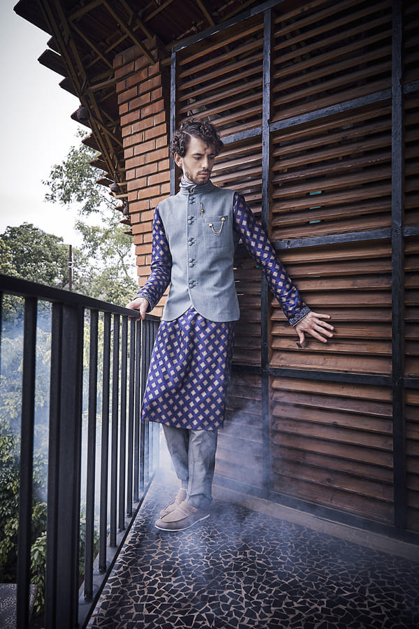 Double Buttoned Bandhi - Zeus