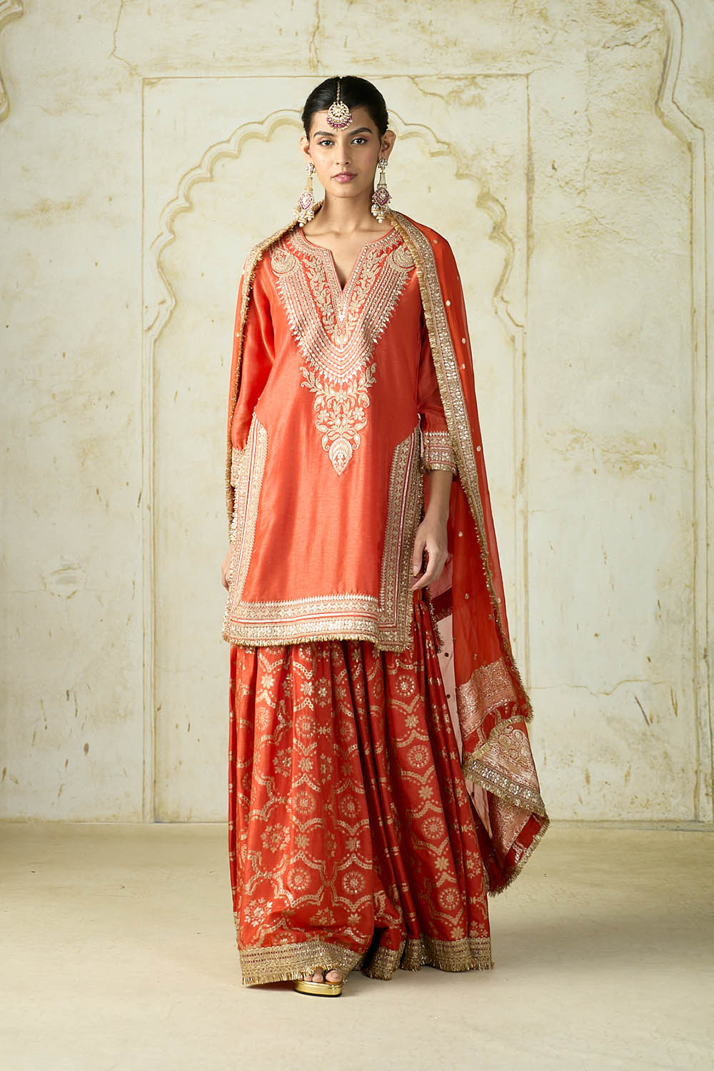 Ameena Sharara Set
