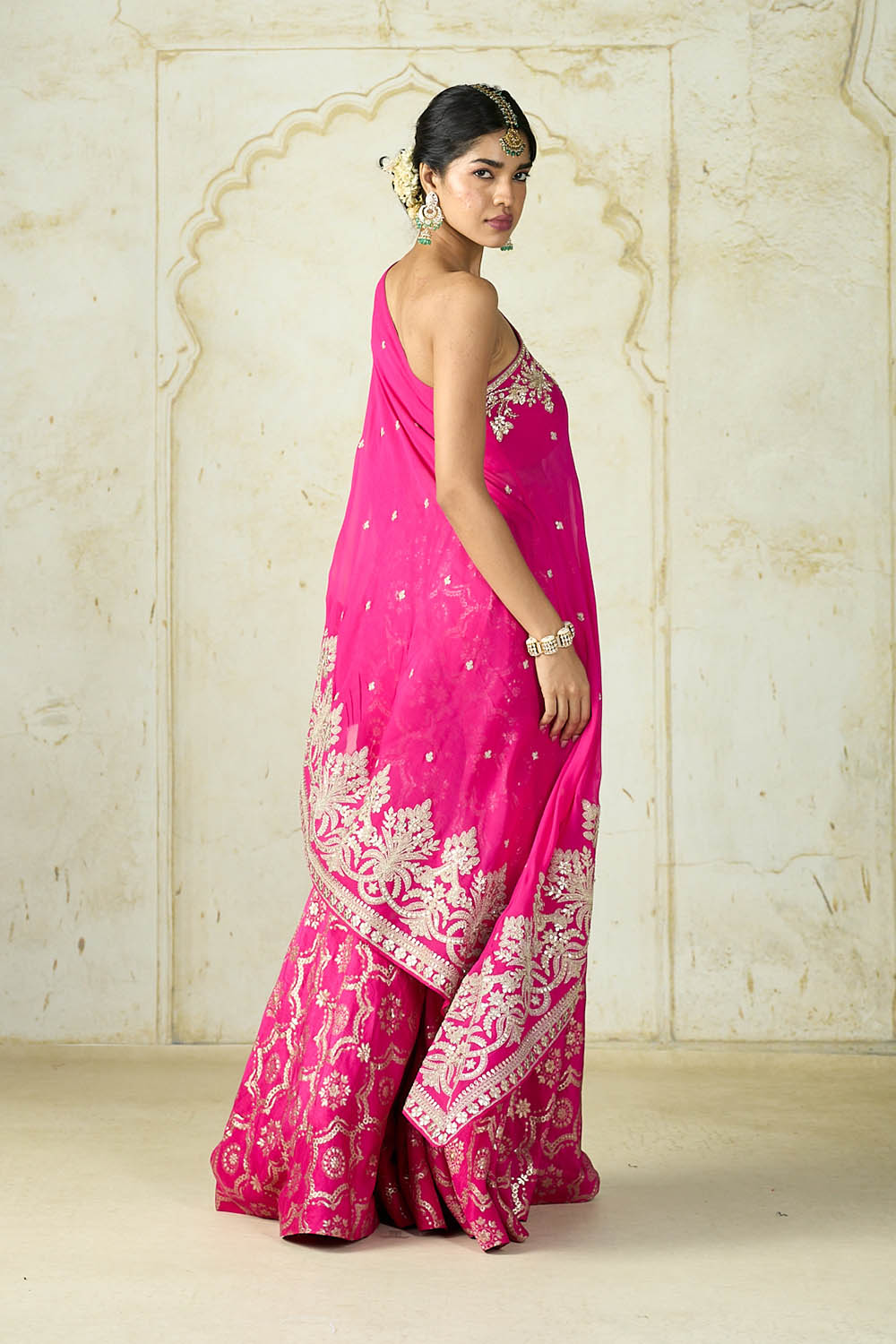 Areesha One Shoulder Set
