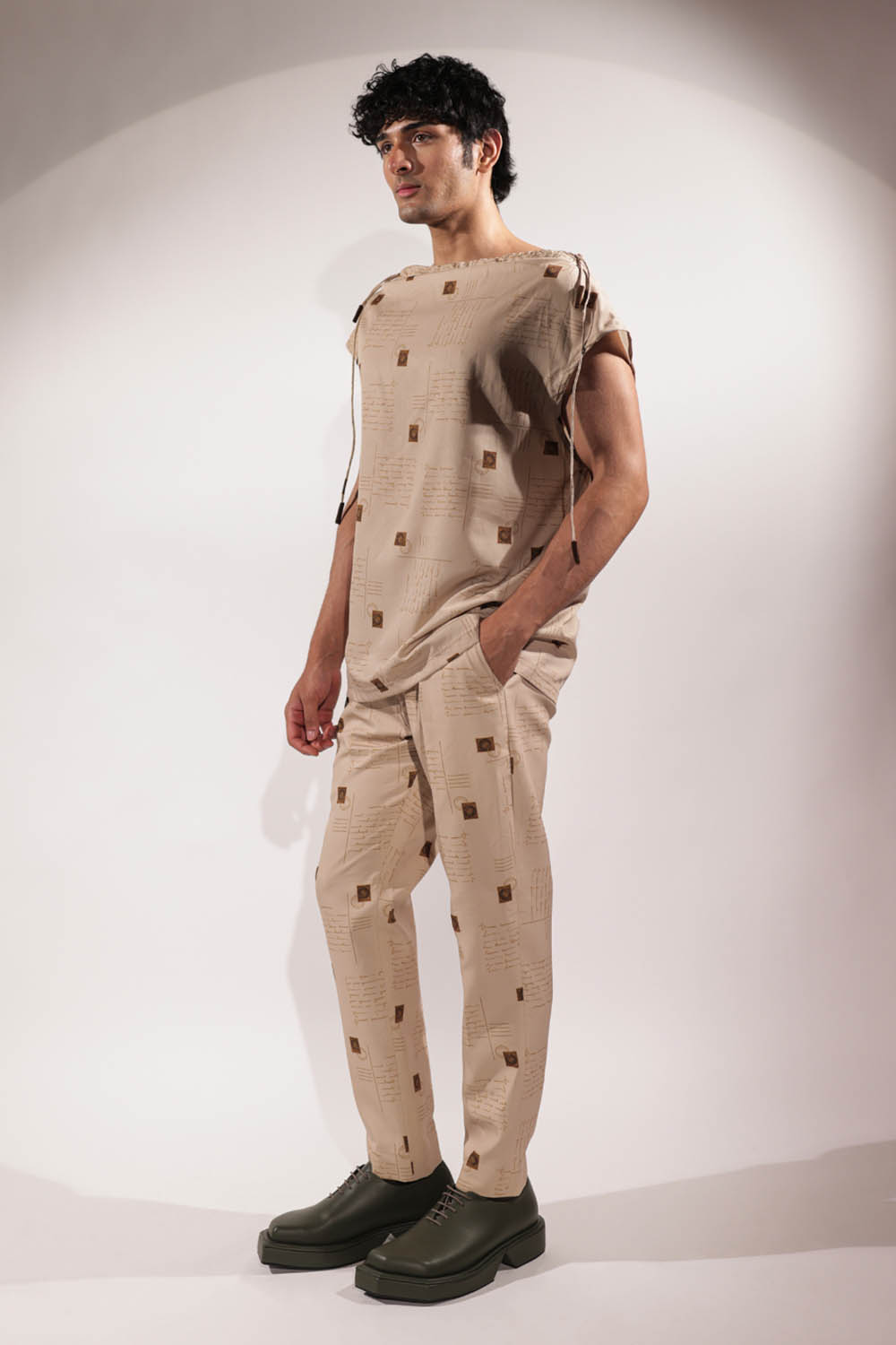 Beige Postcard print Dust Bag Top