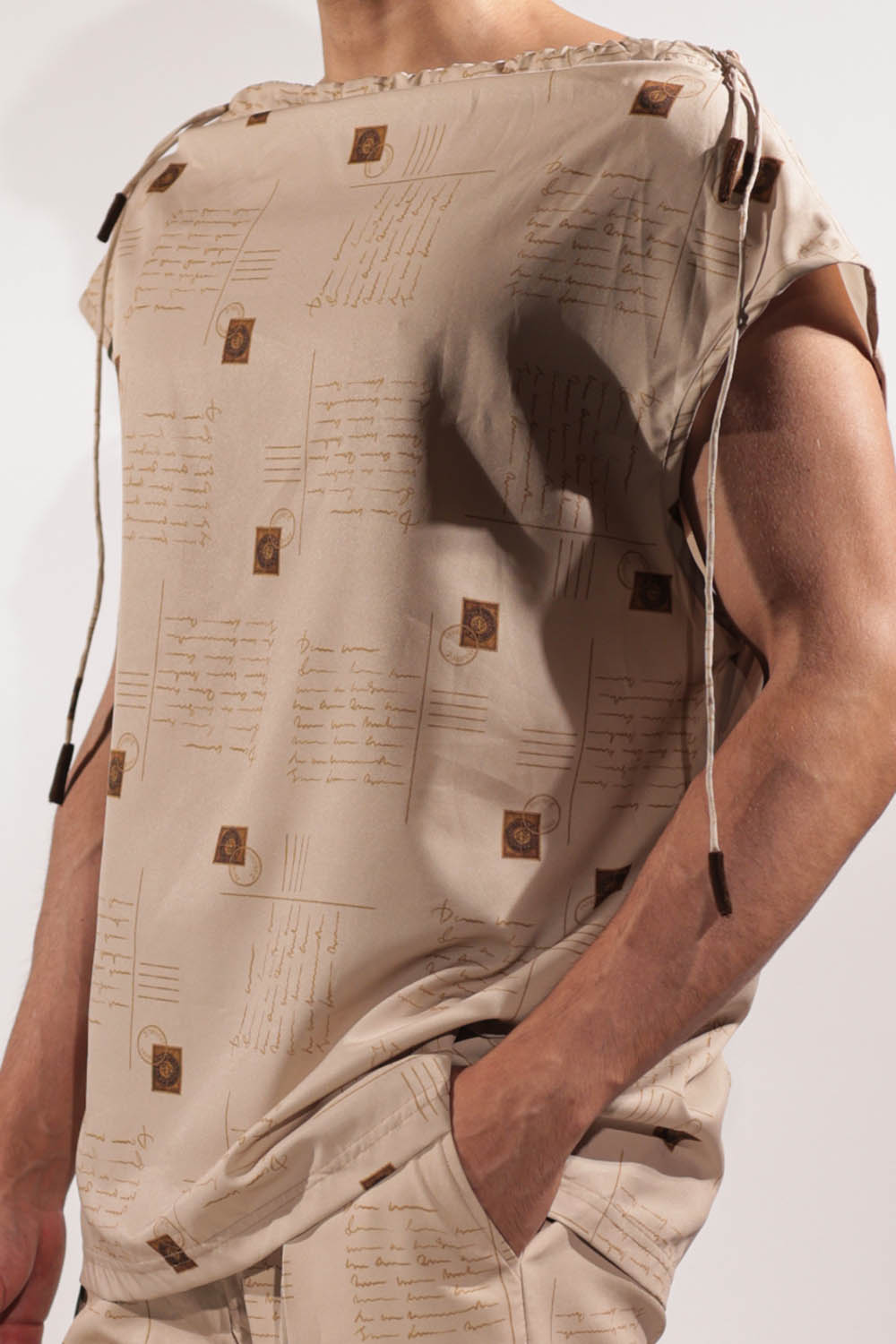 Beige Postcard print Dust Bag Top