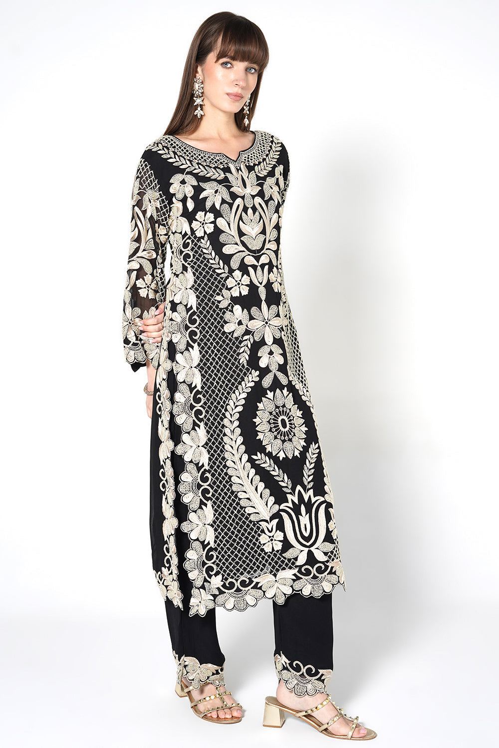 Black Georgette Heavily Embroidered Kurta Set With Scalloped Hem Detail