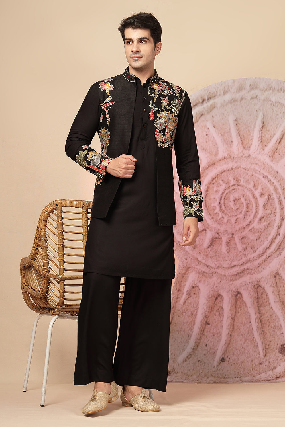 Black Indo-Western Kurta Set With Embroidered Nehru Jacket