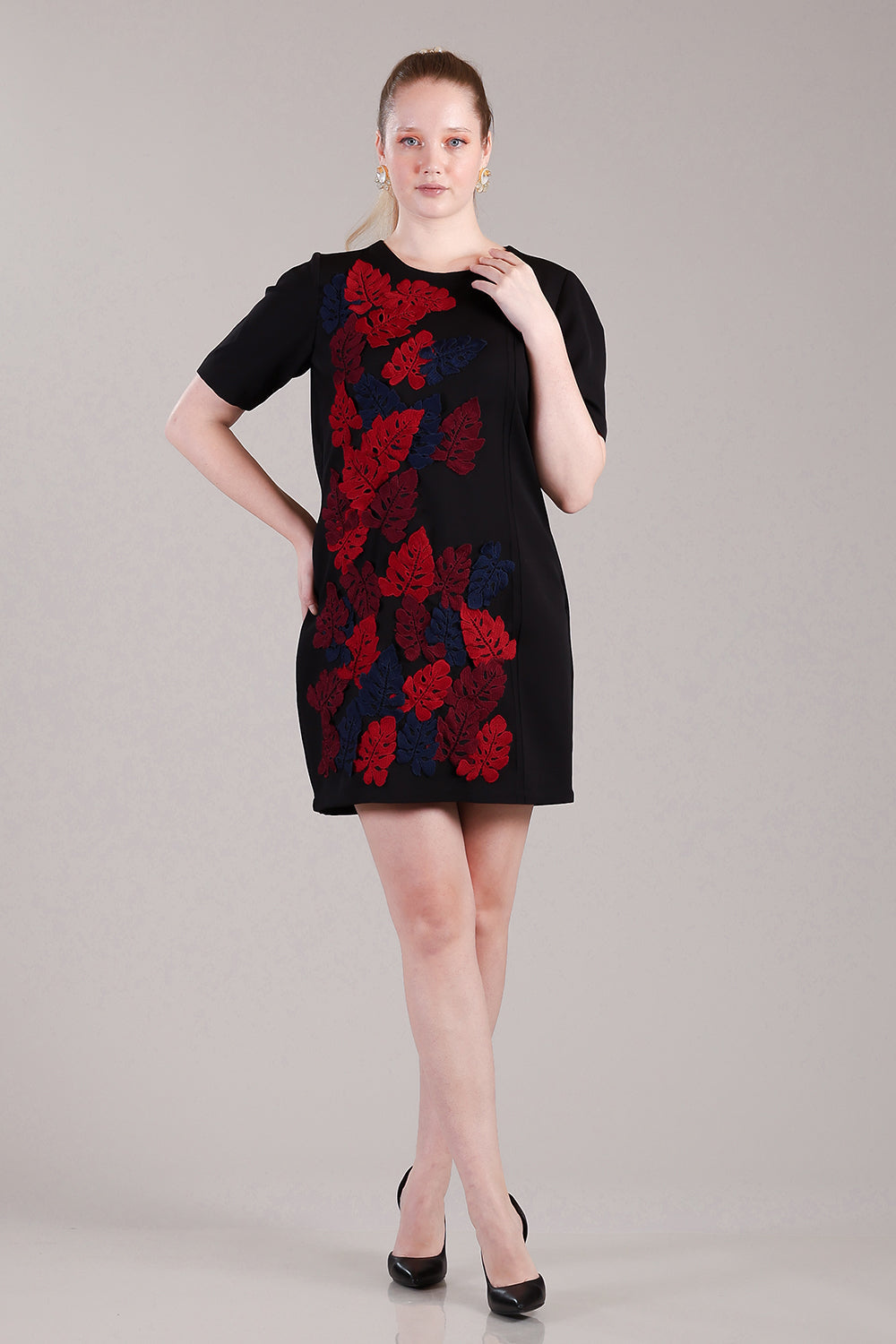 Black straight dress with multicolour leaves patchwork
