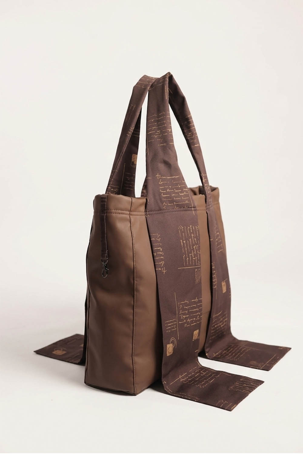 Brown Leatherette Tote with Postcards Print