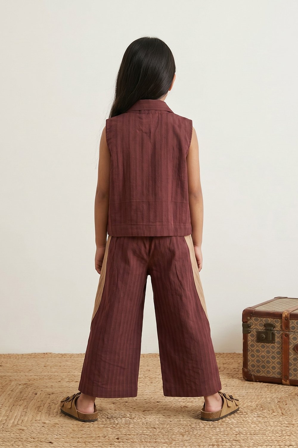 Dark Brown + Beige