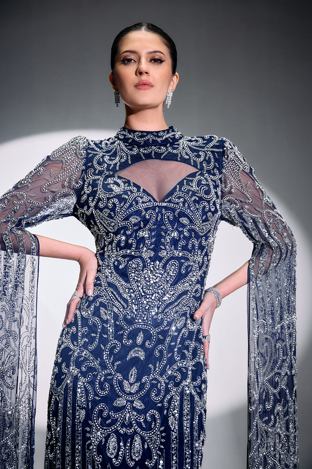 Elizabeth Maxi