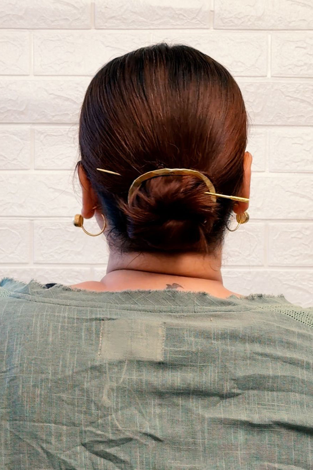 Golden Oval Haircuff