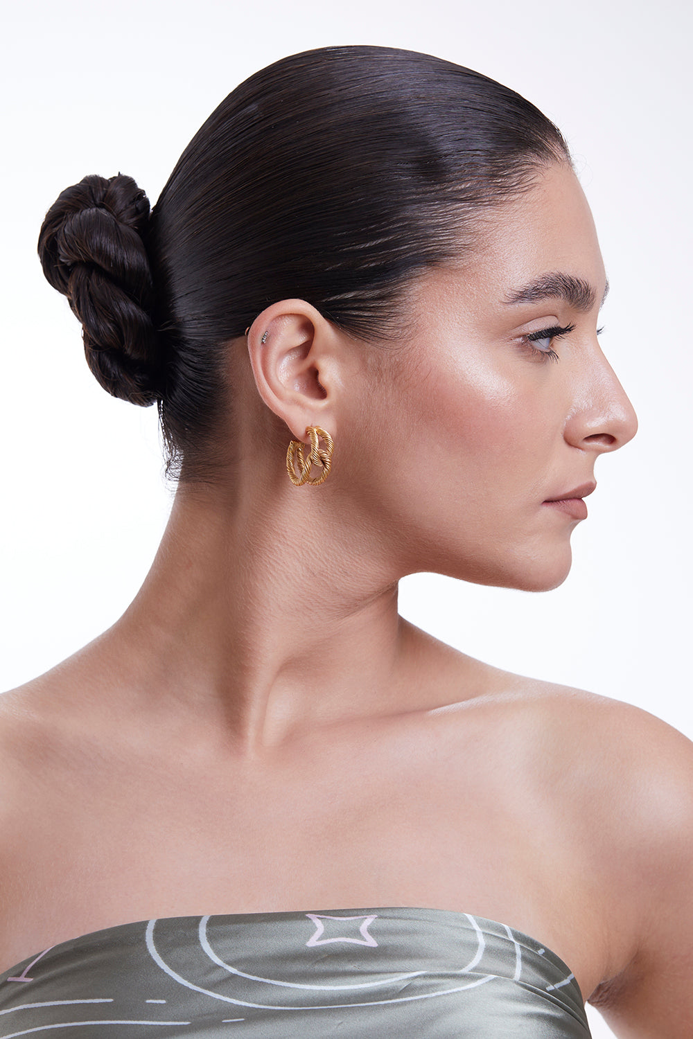 Golden Threaded Circular Hoops