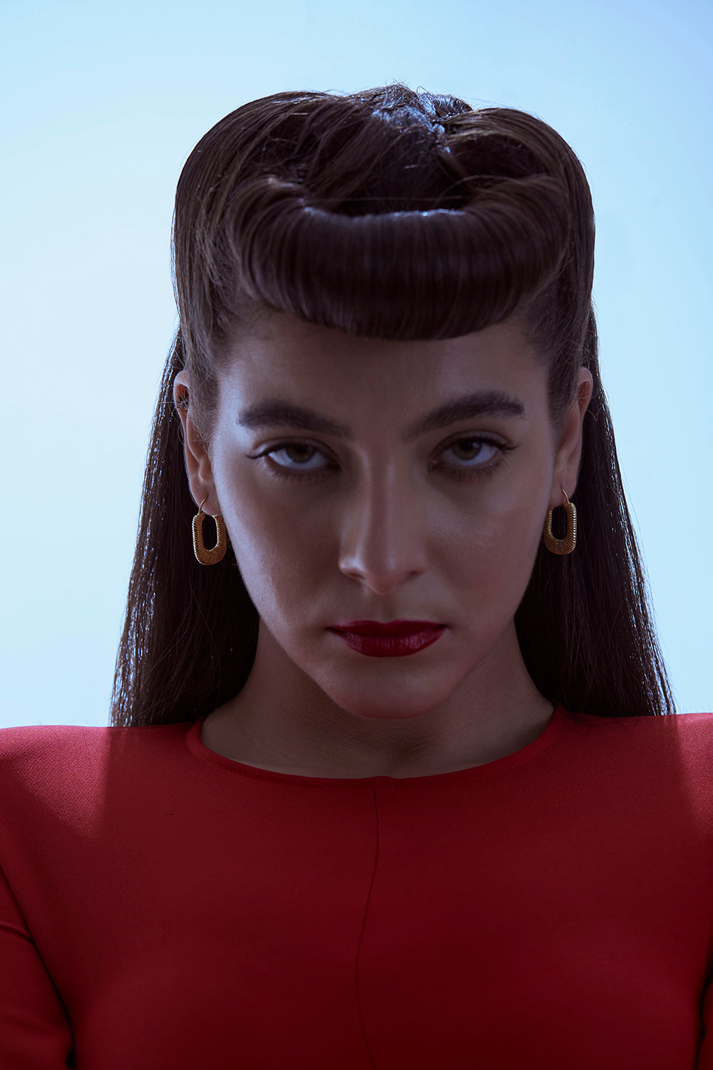 Golden Threaded Rectangular Hoops