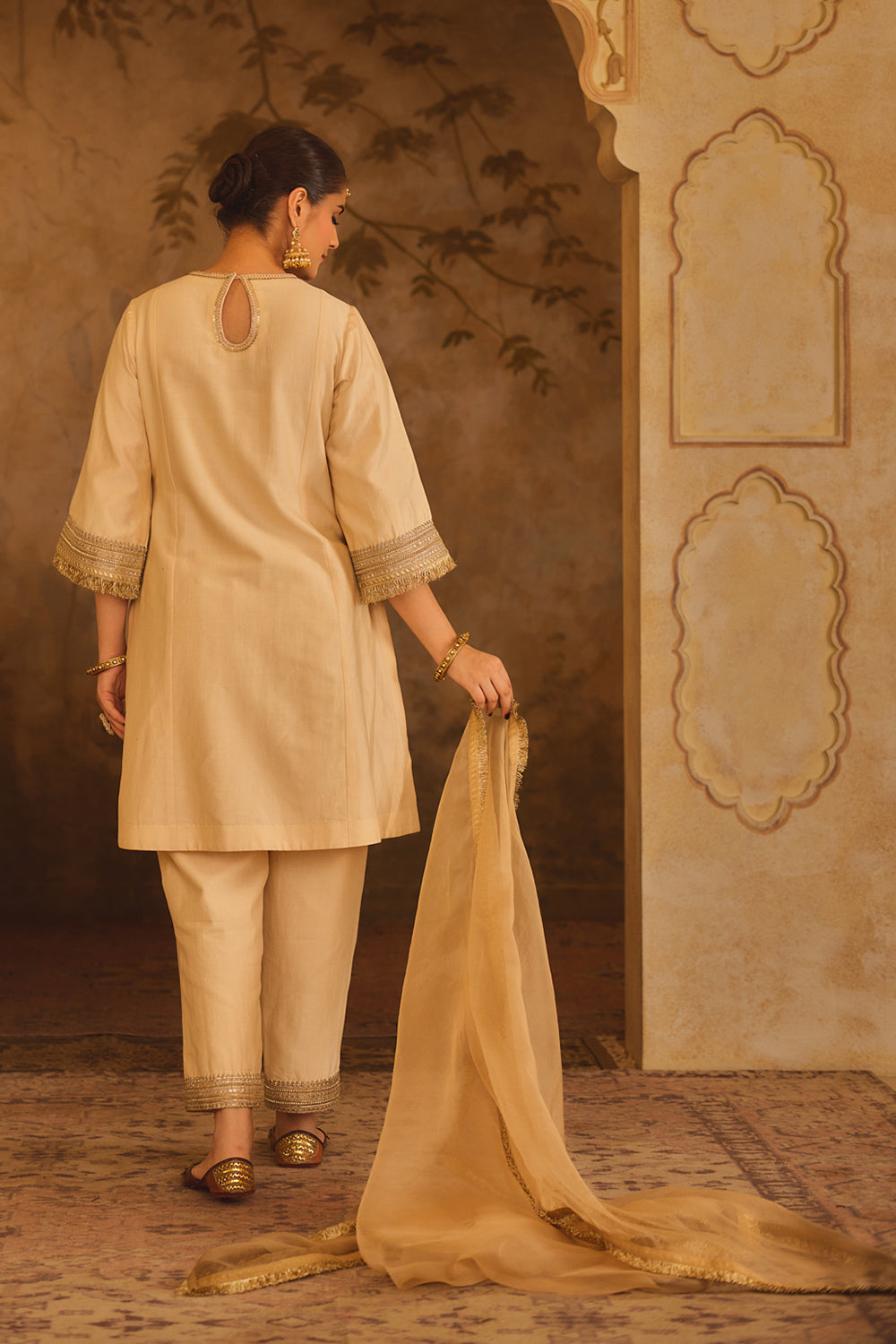 Gulbano Cream Zero-Neck A-Line Kurta Set