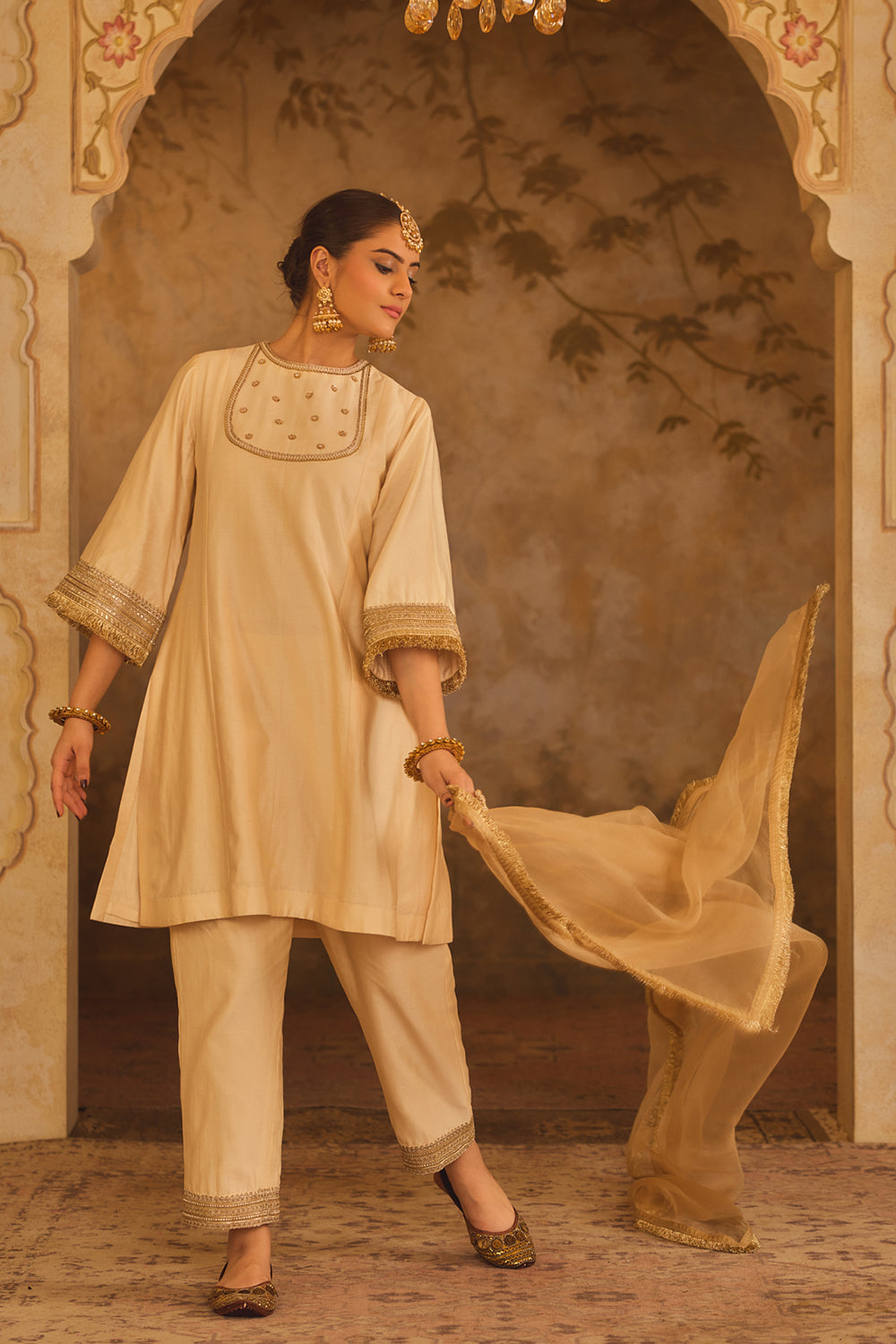 Gulbano Cream Zero-Neck A-Line Kurta Set