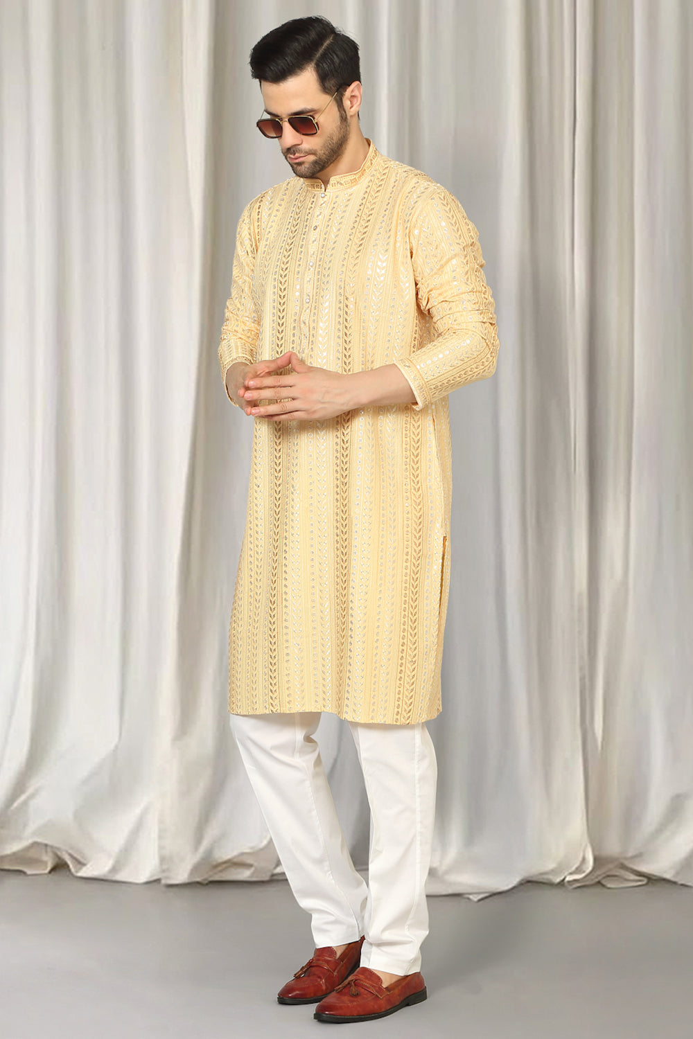 Harshollas  Embroidered Kurta  With Back Elastic Pants