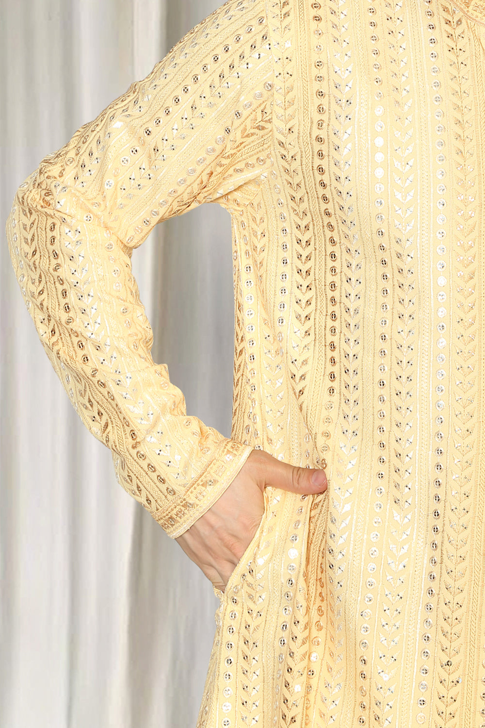 Harshollas  Embroidered Kurta  With Back Elastic Pants