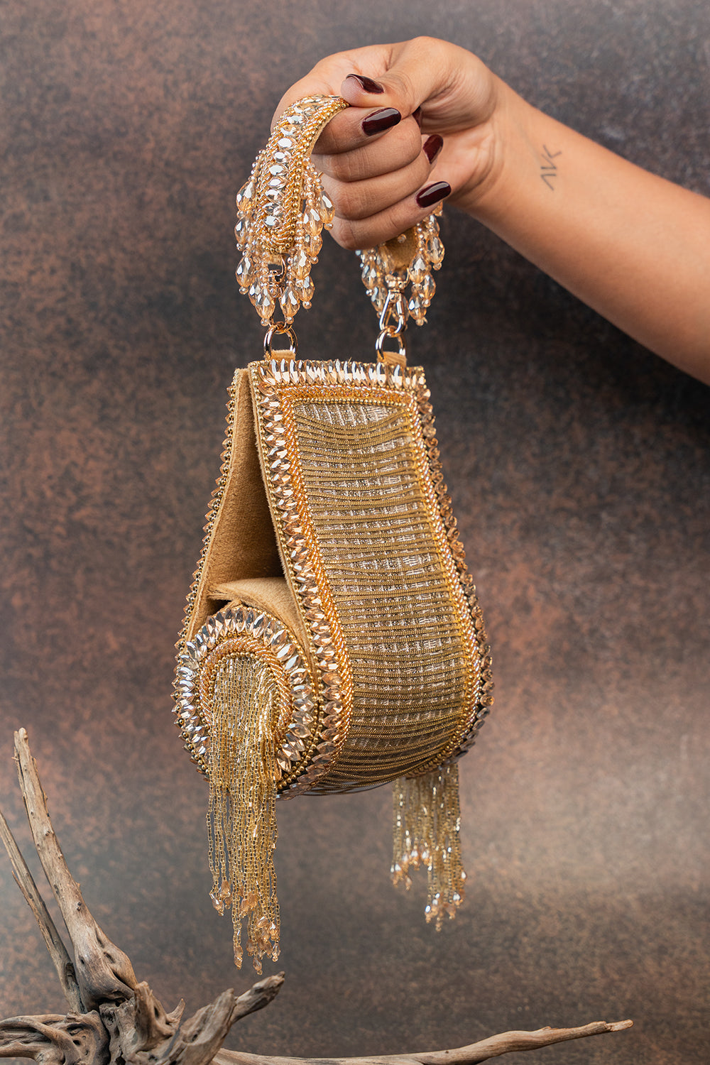 Hinted Beadfall Gold