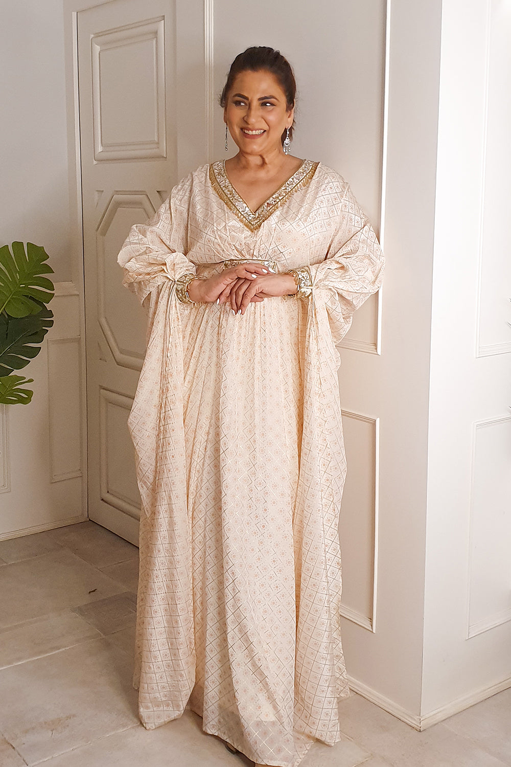 Ivory Kaftan