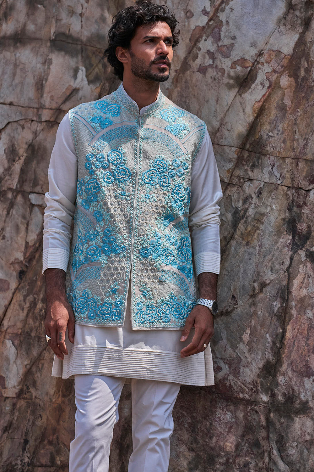 Ivory Thread Geometric Primrose Creeper Bandi Set