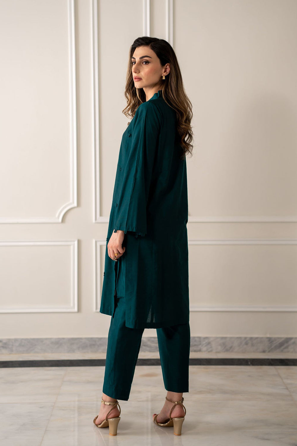 Khushboo & Pankaj Emerald Dusk Embroidered Kurta Trouser Set
